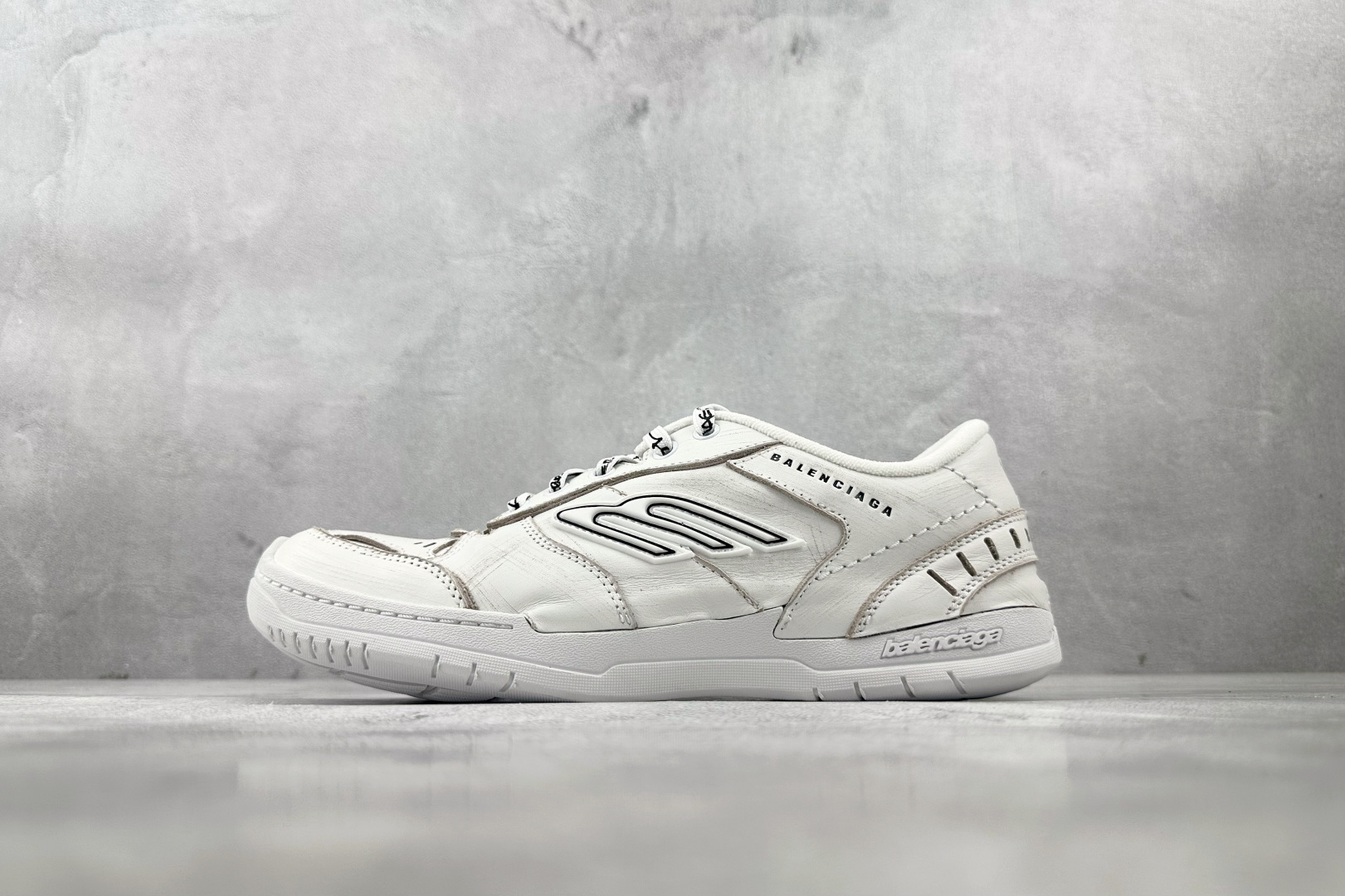 Balenciaga Basic Shoes M-l-s