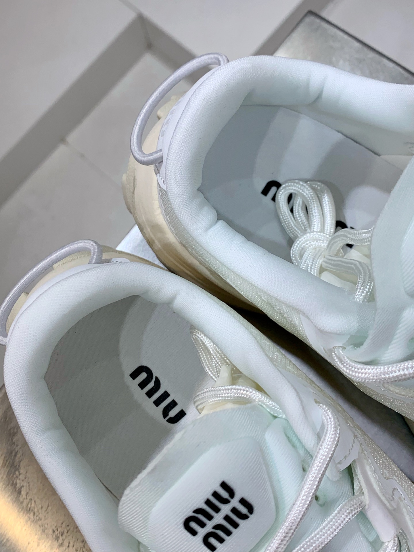 Miu Miu Sneakers M