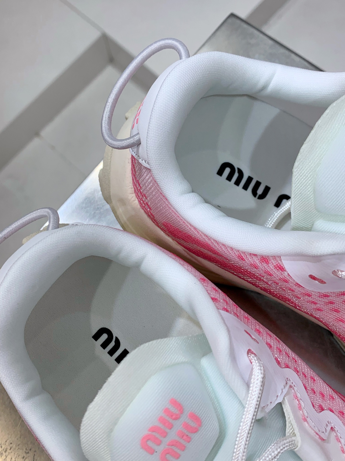 Miu Miu Sneakers M