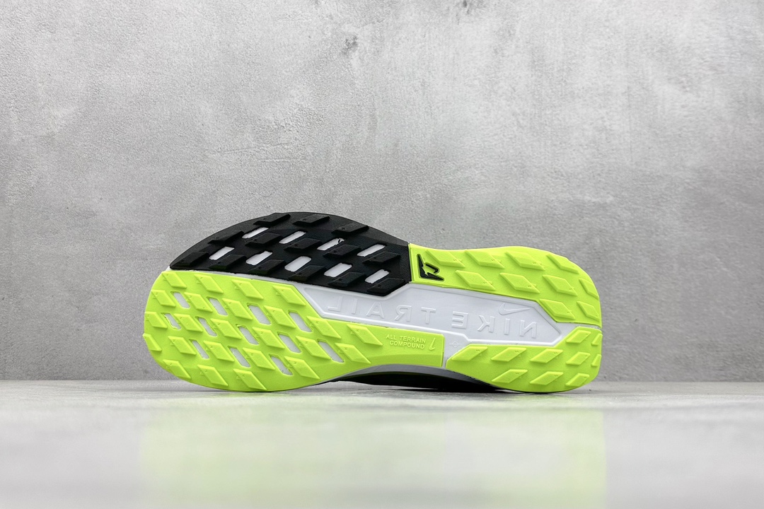 Basic Shoes L-xl