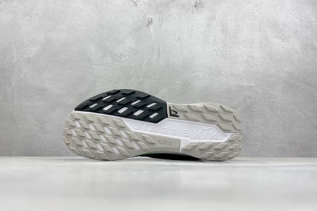 Basic Shoes L-xl
