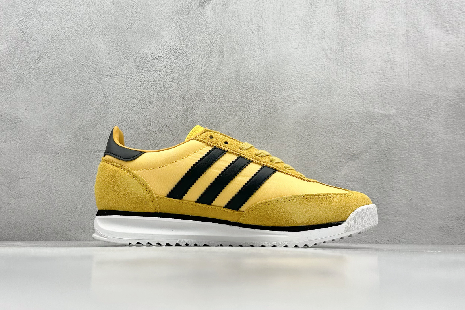 Adidas Board Shoes L-s