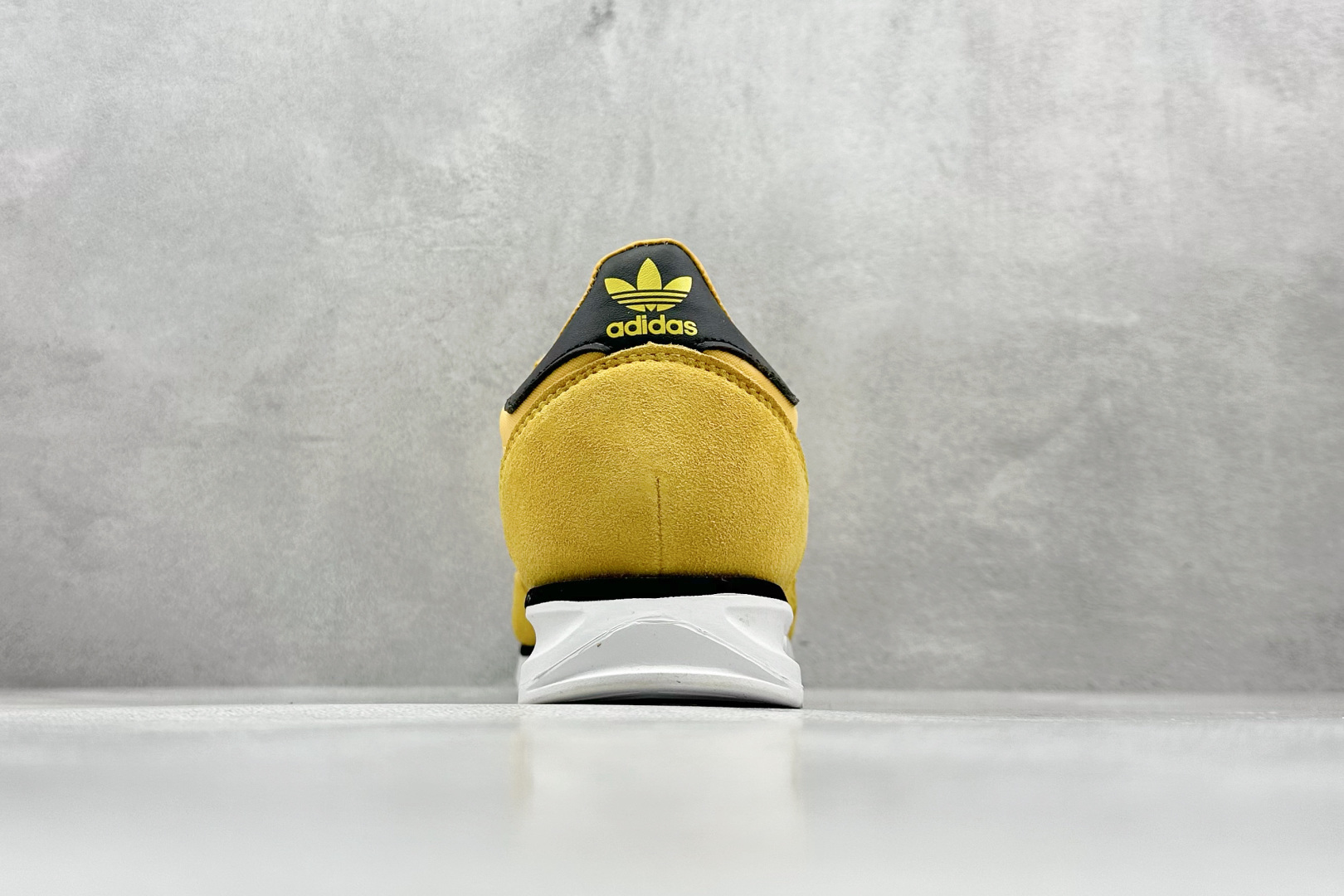 Adidas Board Shoes L-s