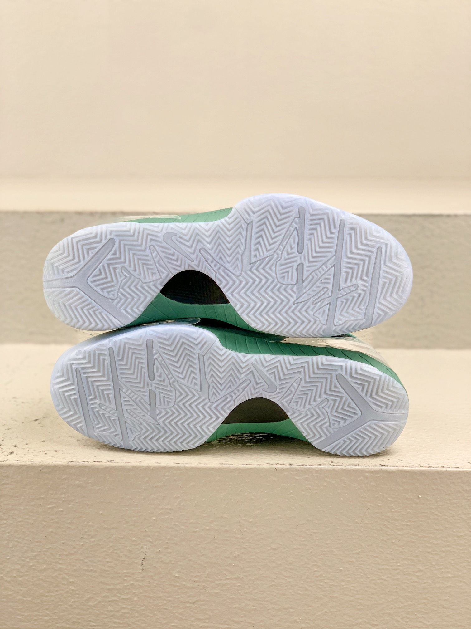 Nike Male Basic Shoes M