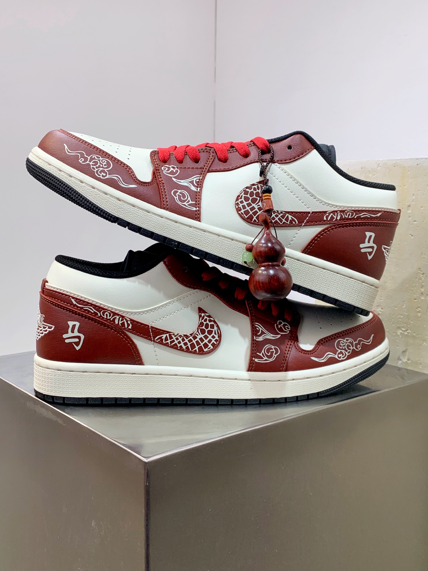 Jordan Nike Board Shoes L-s