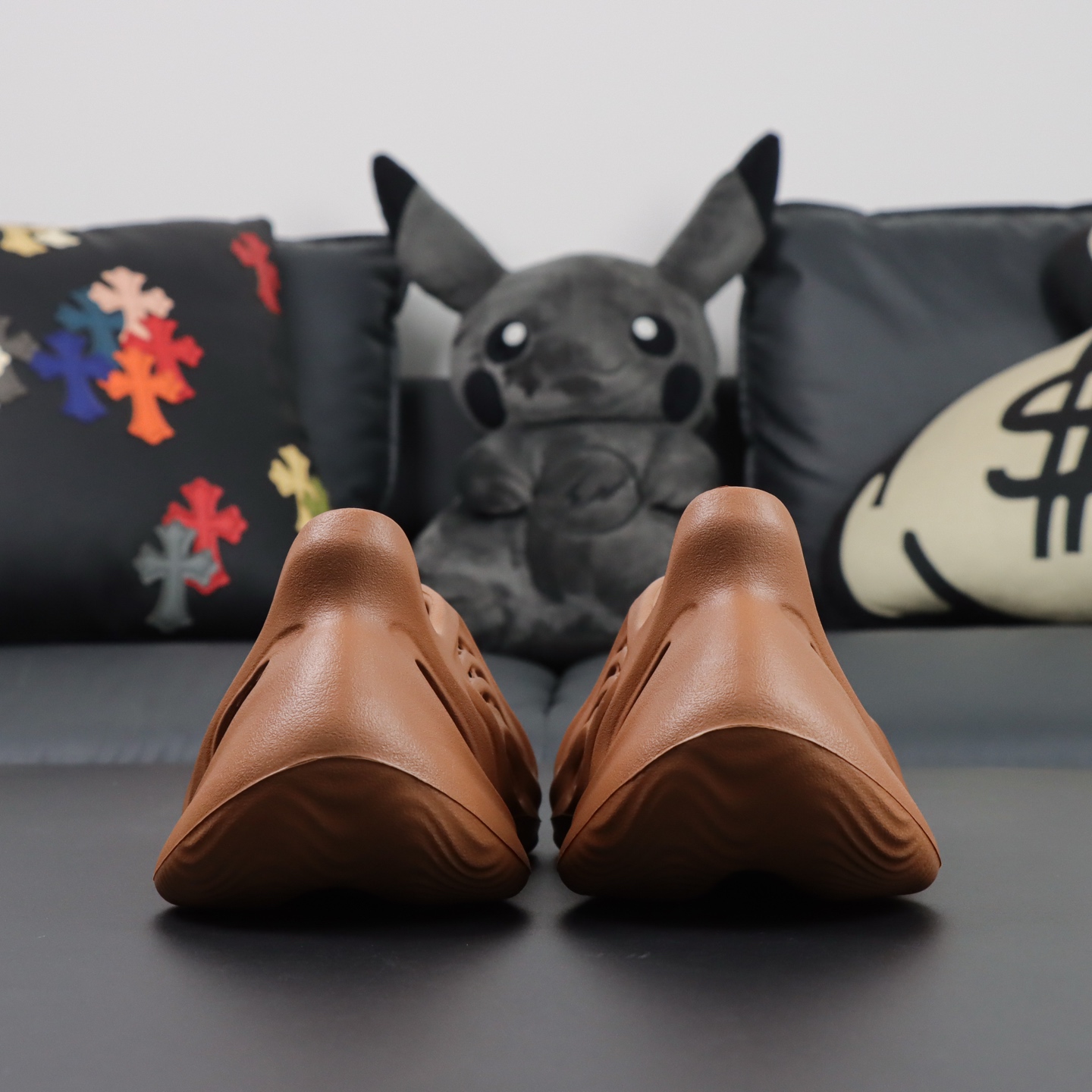 Crocs Yeezy Basic Shoes M