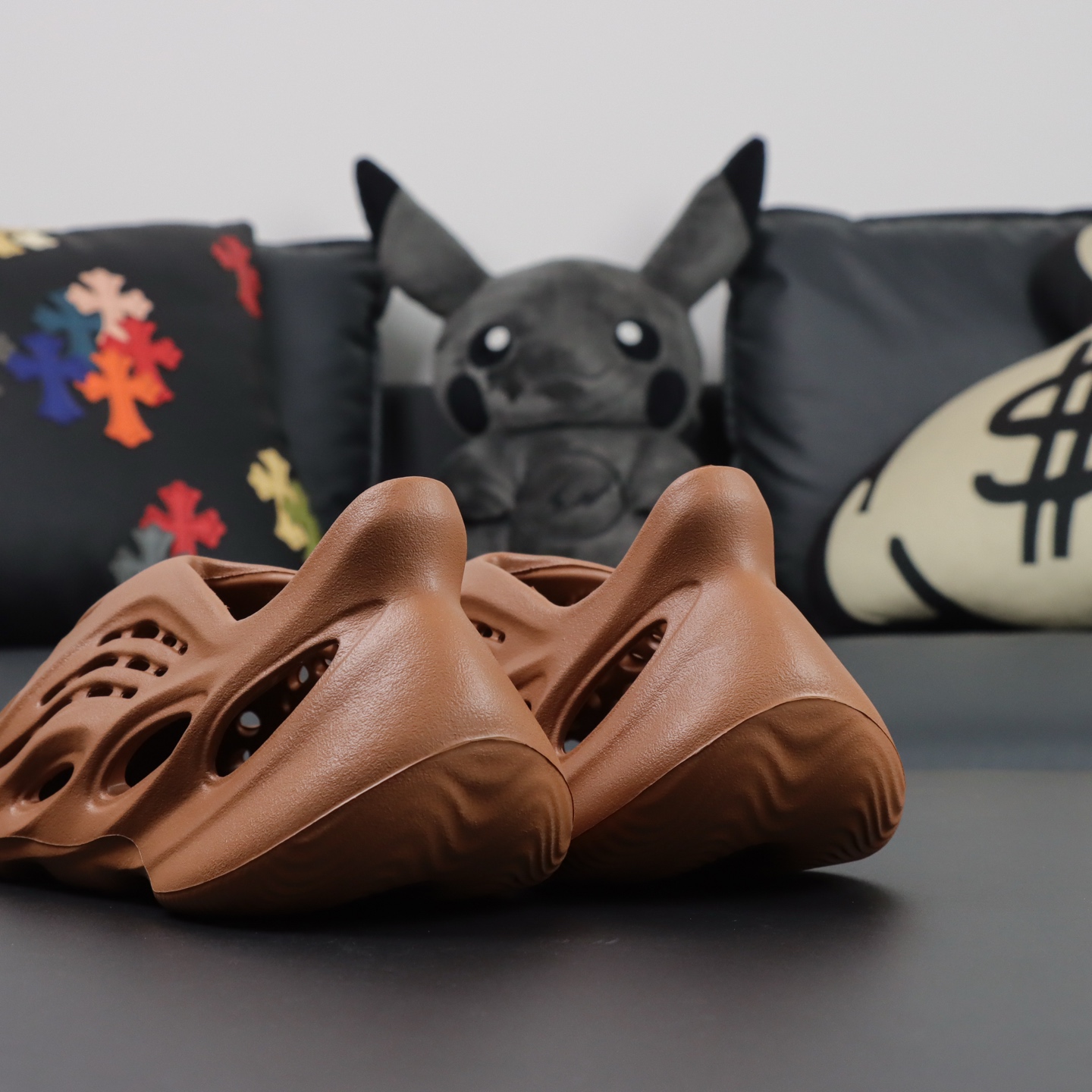 Crocs Yeezy Basic Shoes M