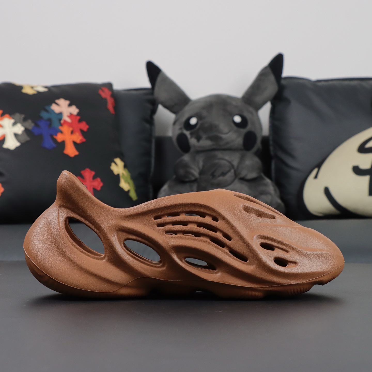 Crocs Yeezy Basic Shoes M