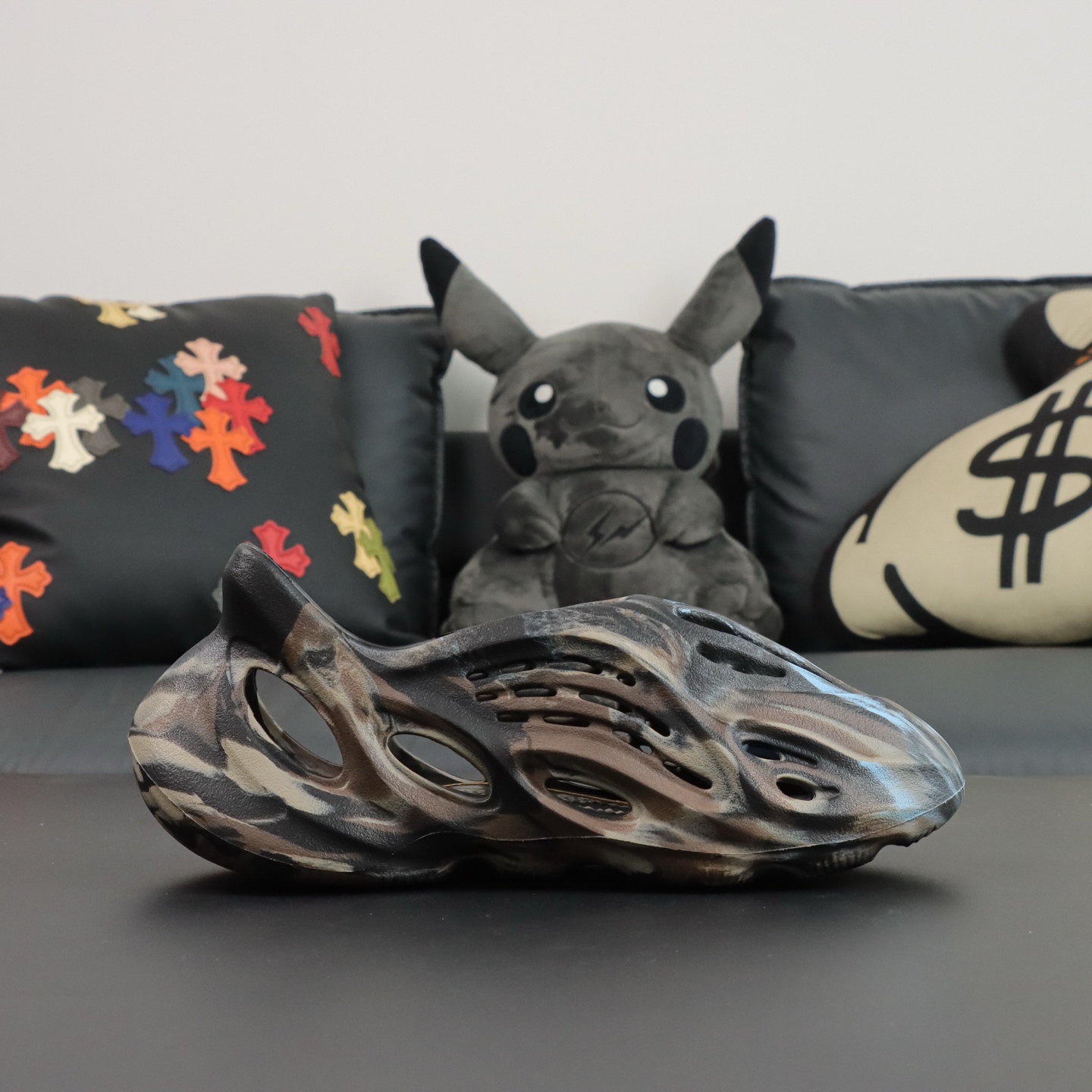 Crocs Yeezy Basic Shoes M