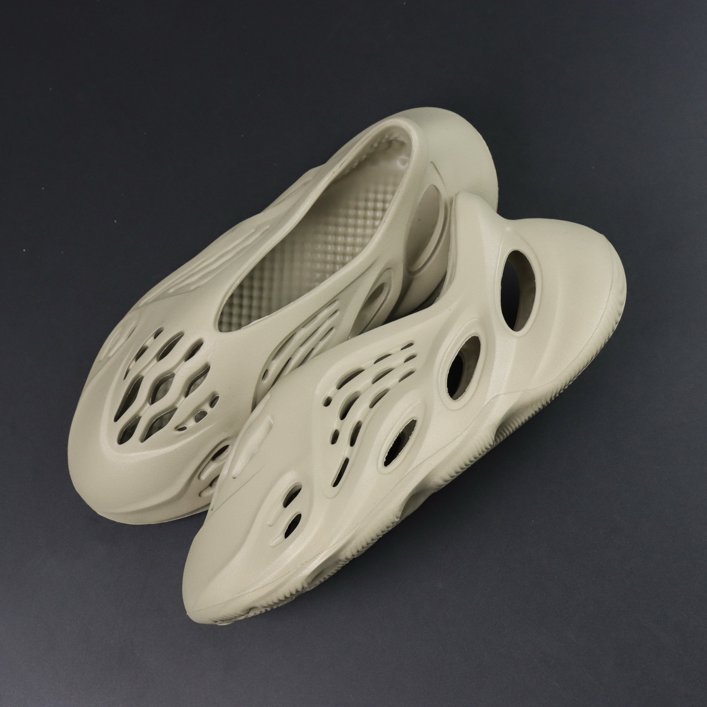 Crocs Yeezy Basic Shoes Brown M