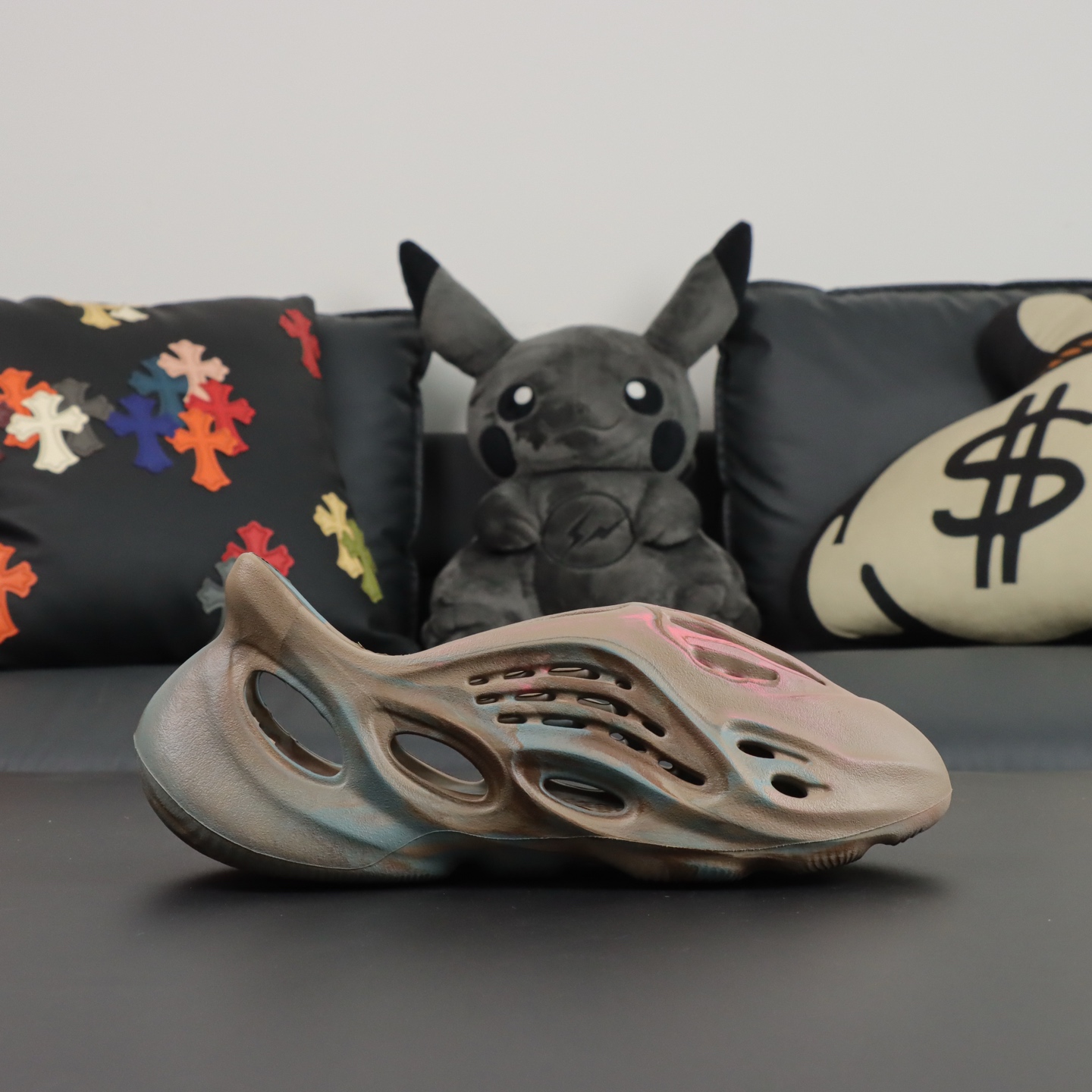 Crocs Yeezy Basic Shoes M