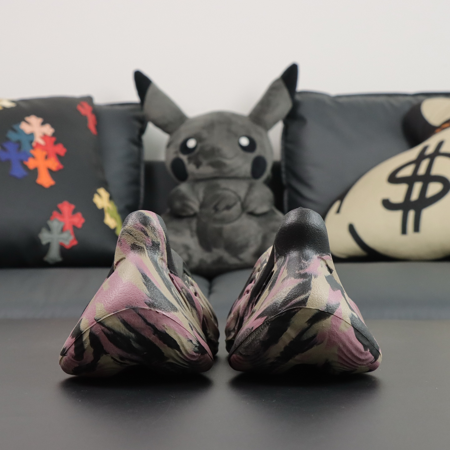 Crocs Yeezy Basic Shoes M