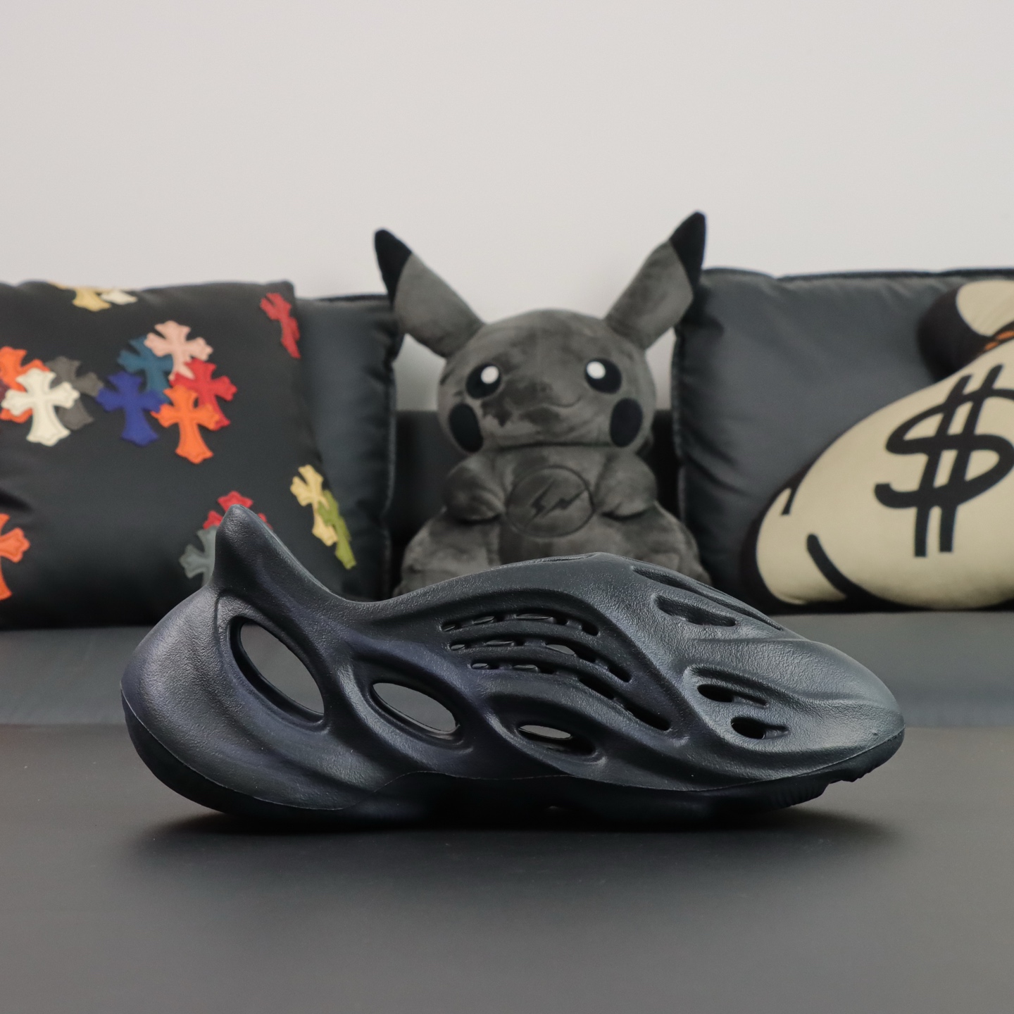 Crocs Yeezy Basic Shoes M