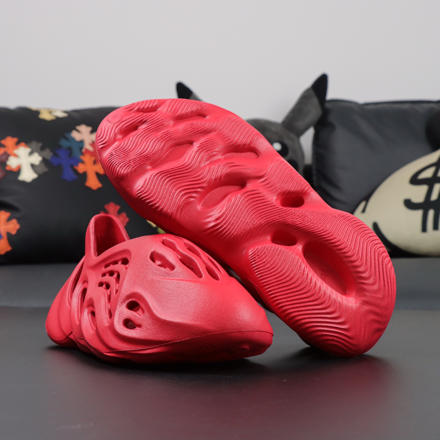 Crocs Yeezy Basic Shoes Red M