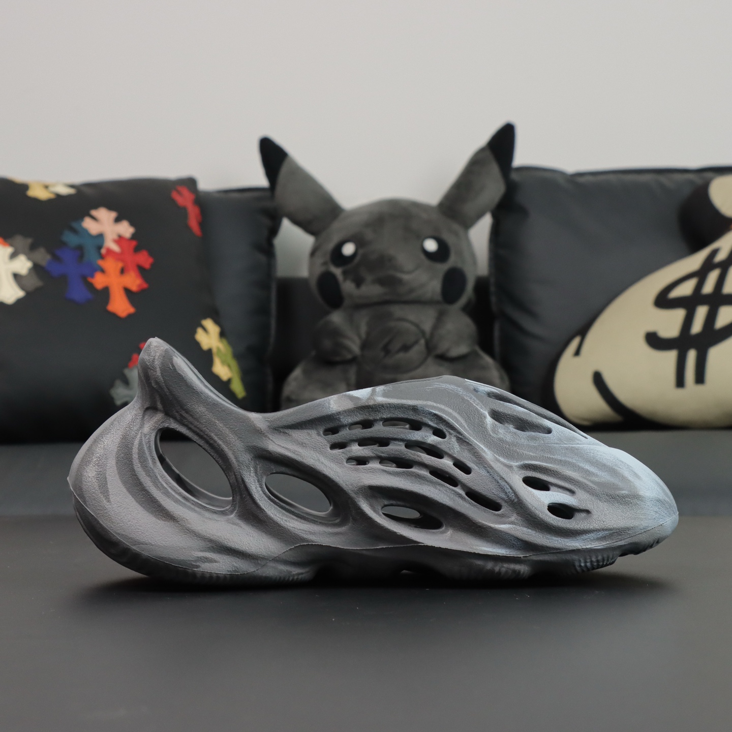 Crocs Yeezy Basic Shoes M