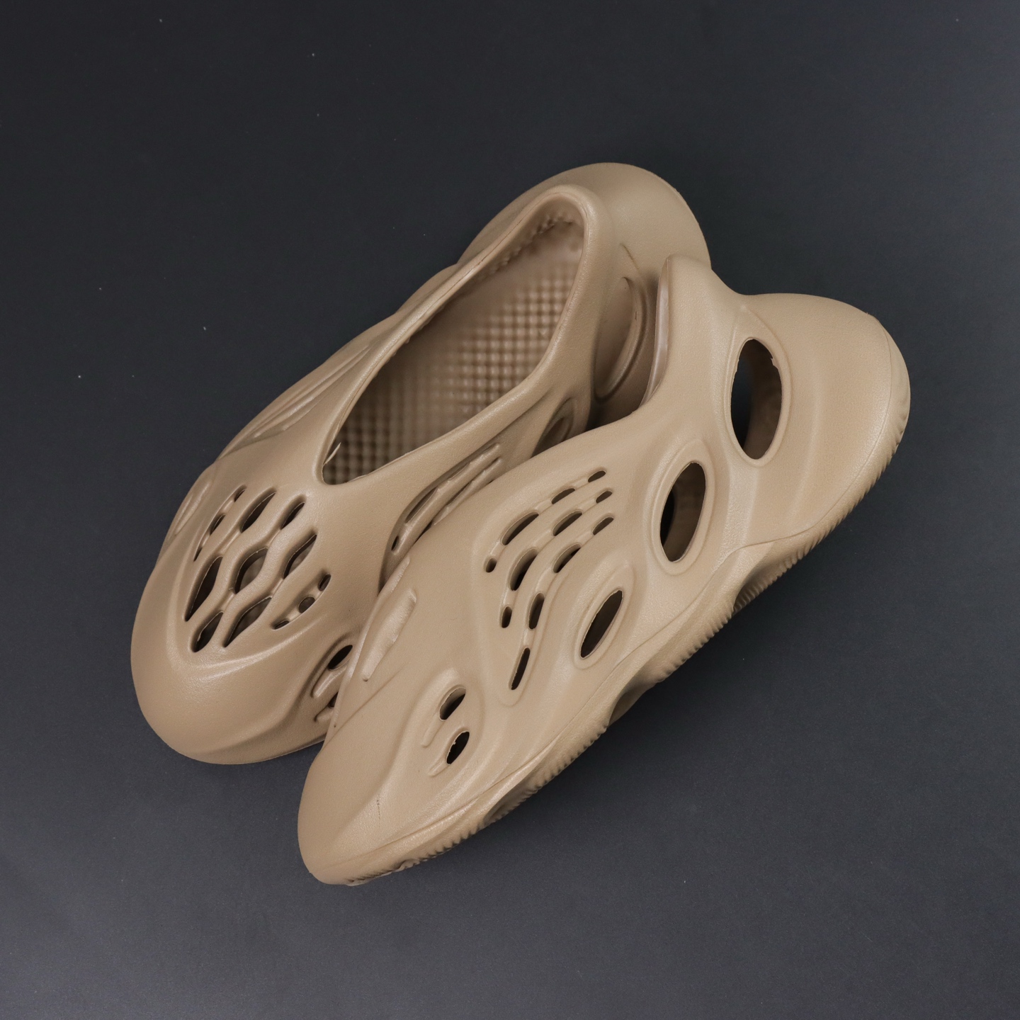 Crocs Yeezy Basic Shoes Brown M