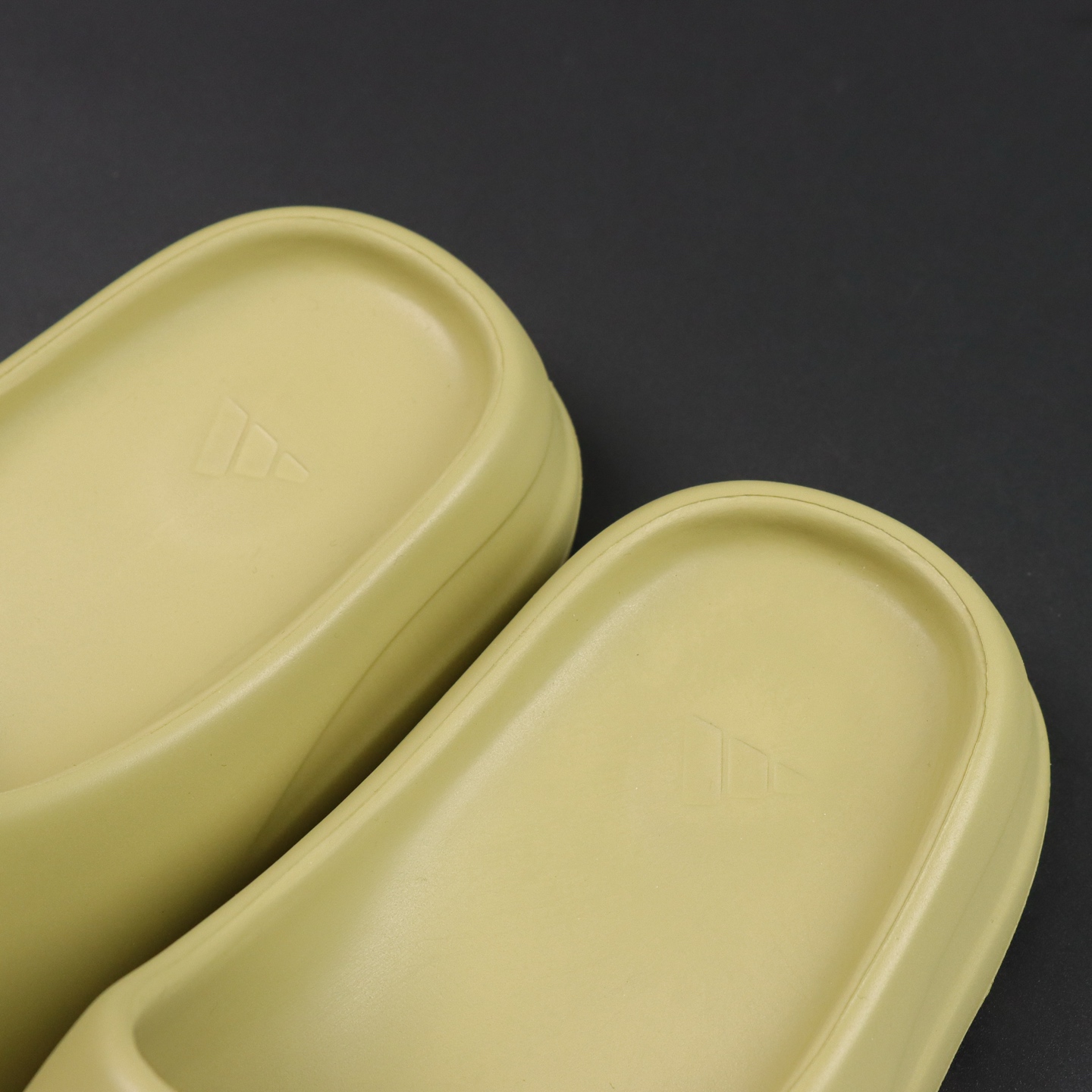Yeezy Slippers L-s