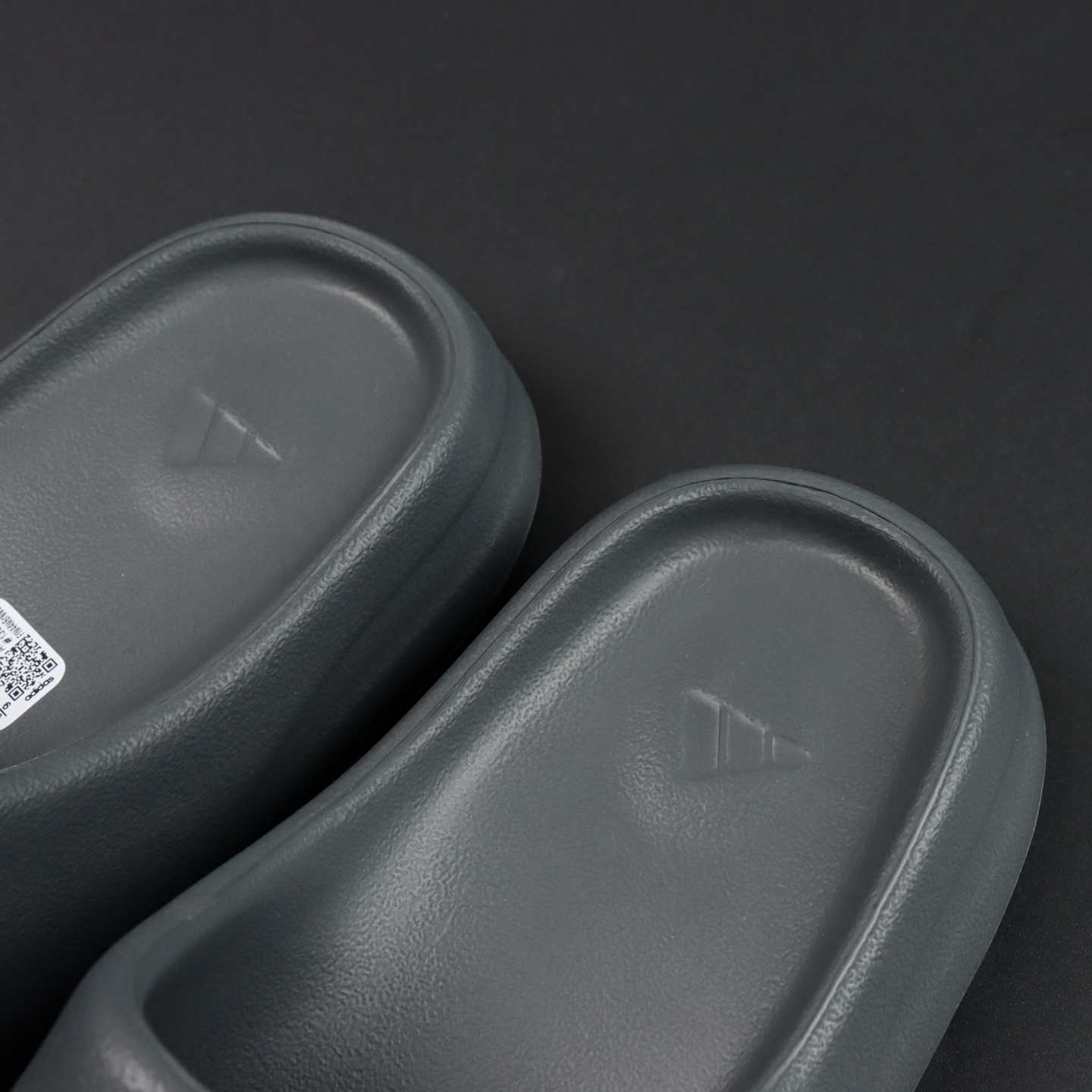 Yeezy Slippers Black L-s