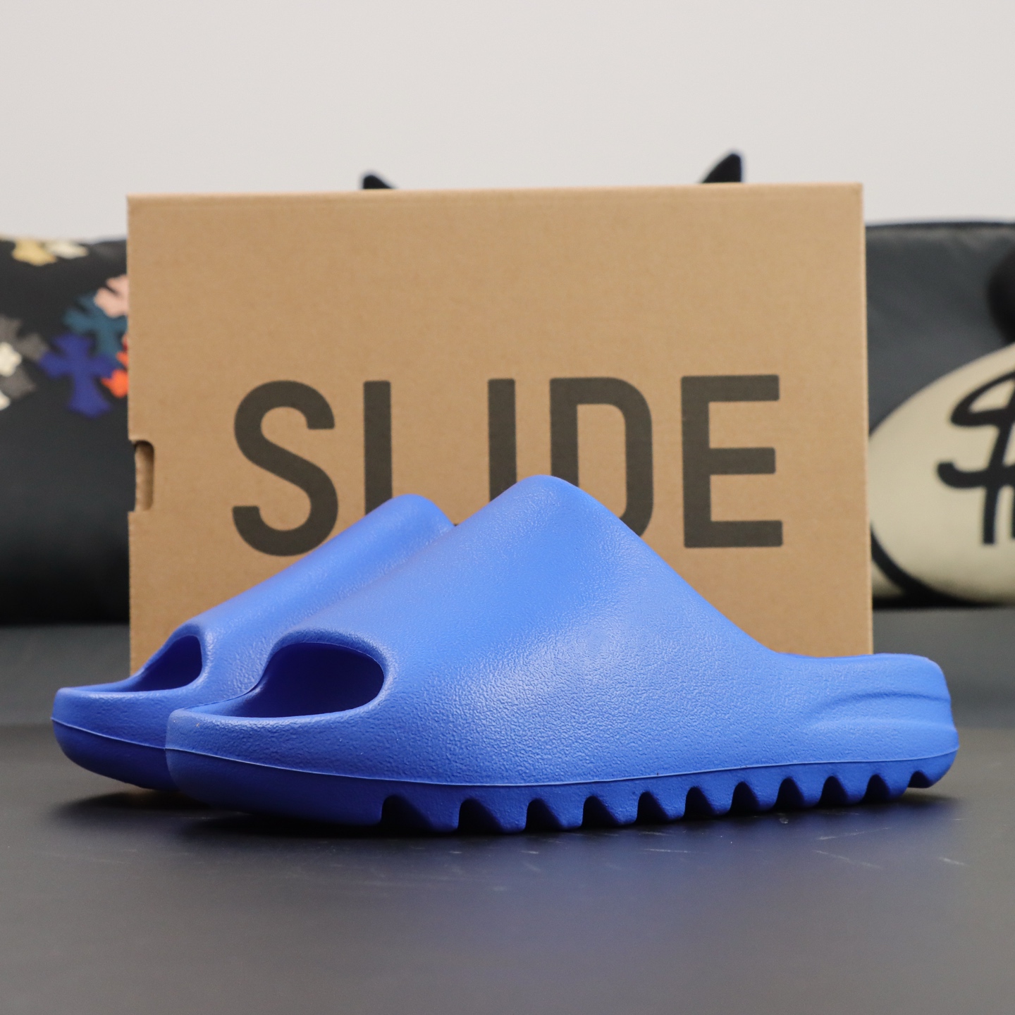 Yeezy Slippers Blue L-s