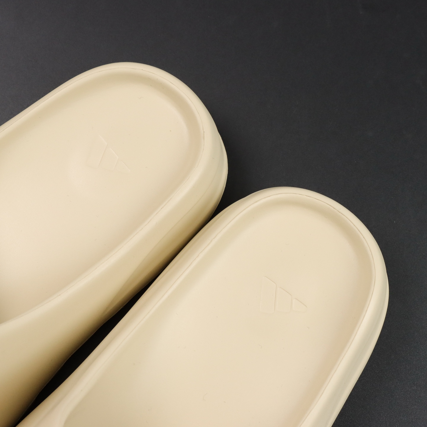 Yeezy Slippers L-s