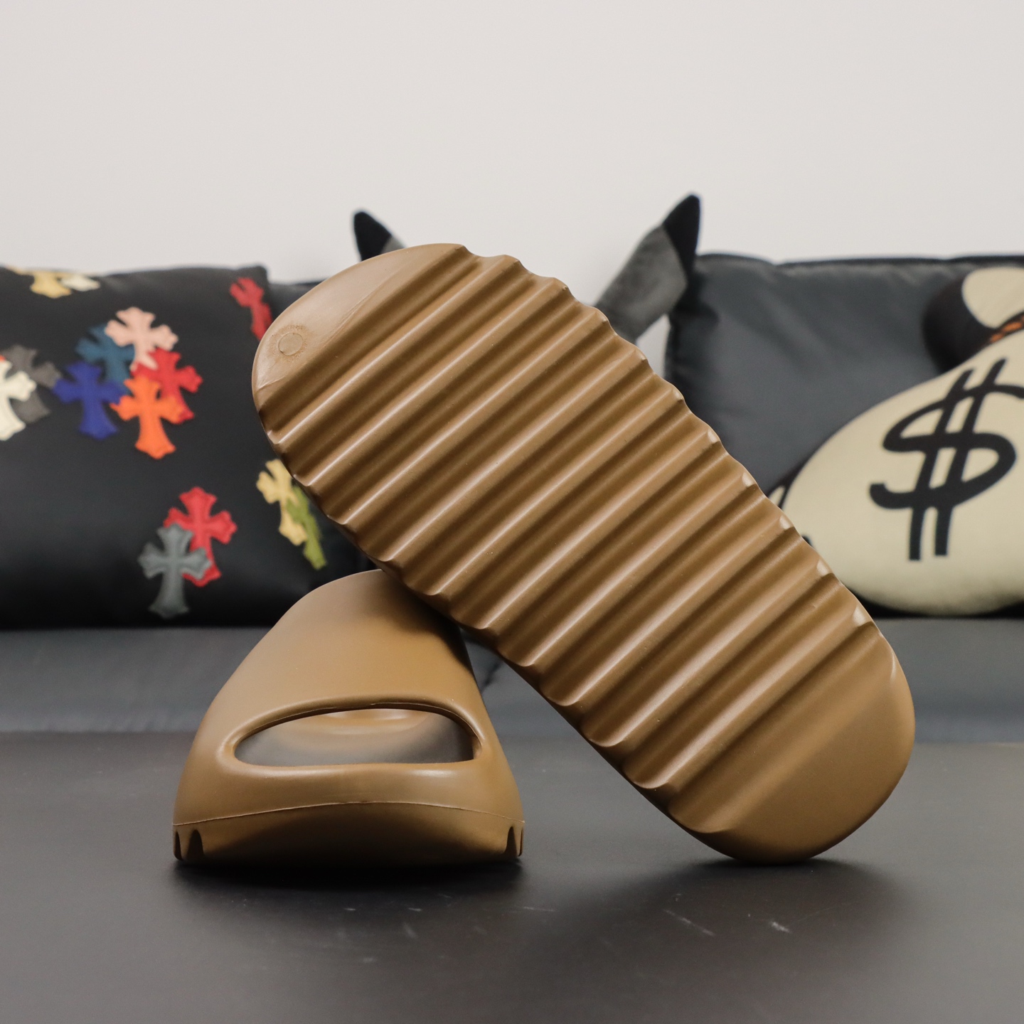 Yeezy Slippers Brown L-s