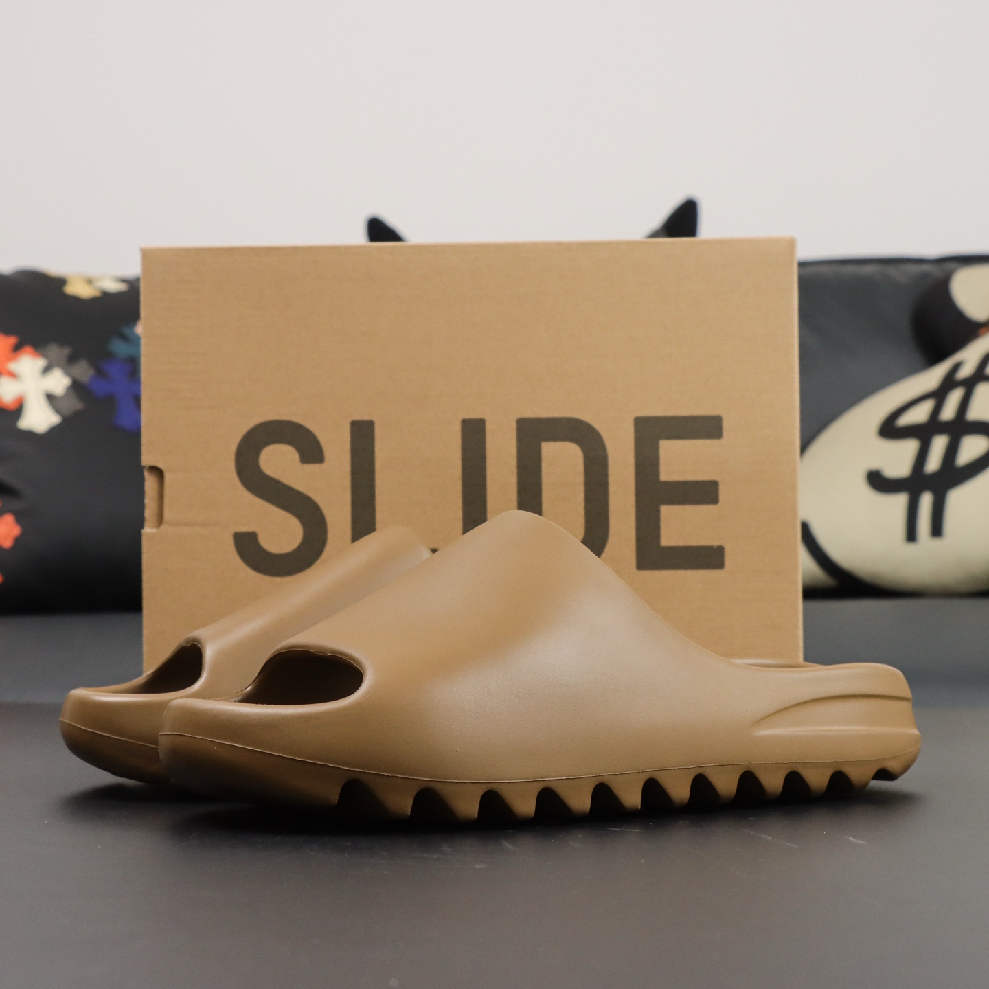 Yeezy Slippers Brown L-s