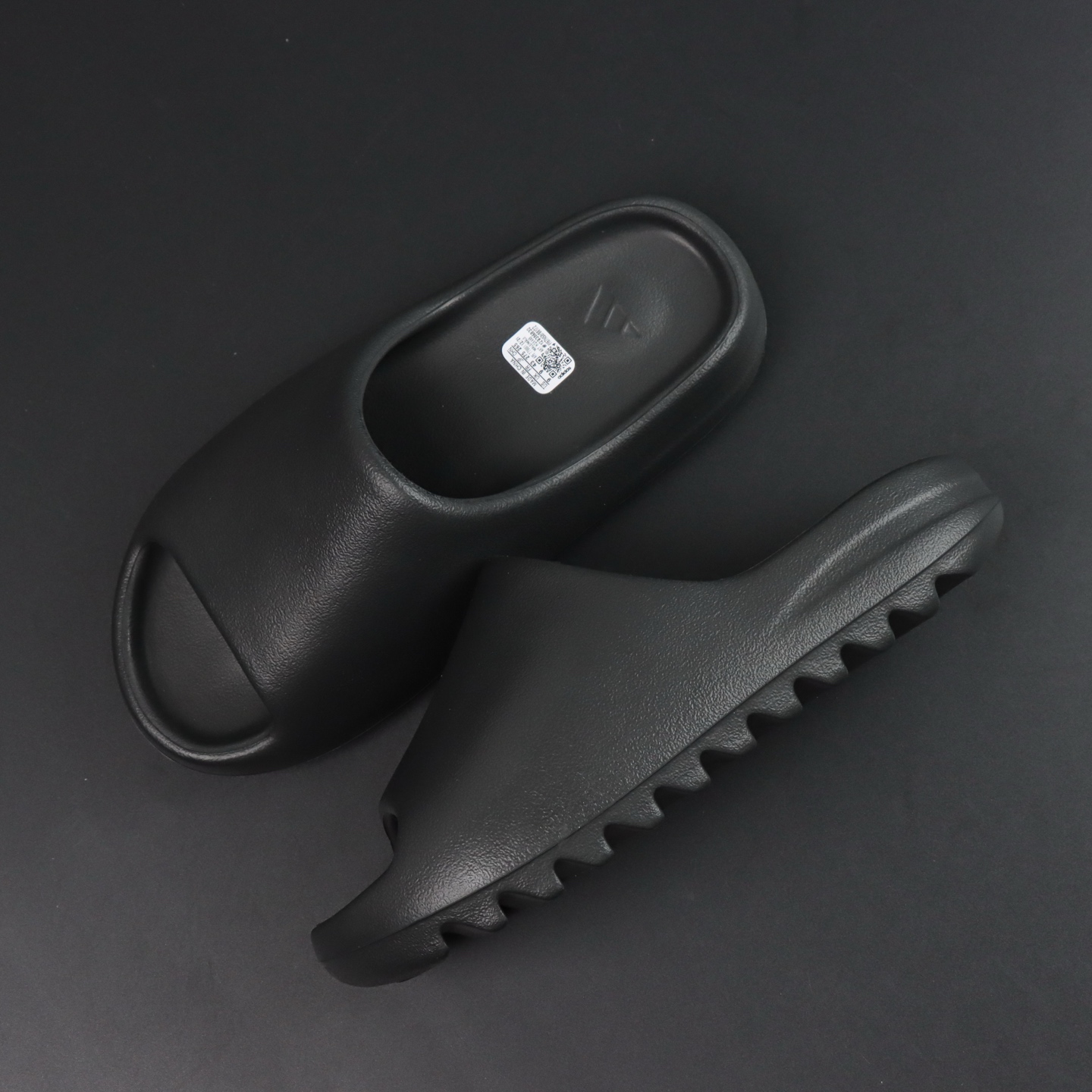 Yeezy Slippers Black L-s