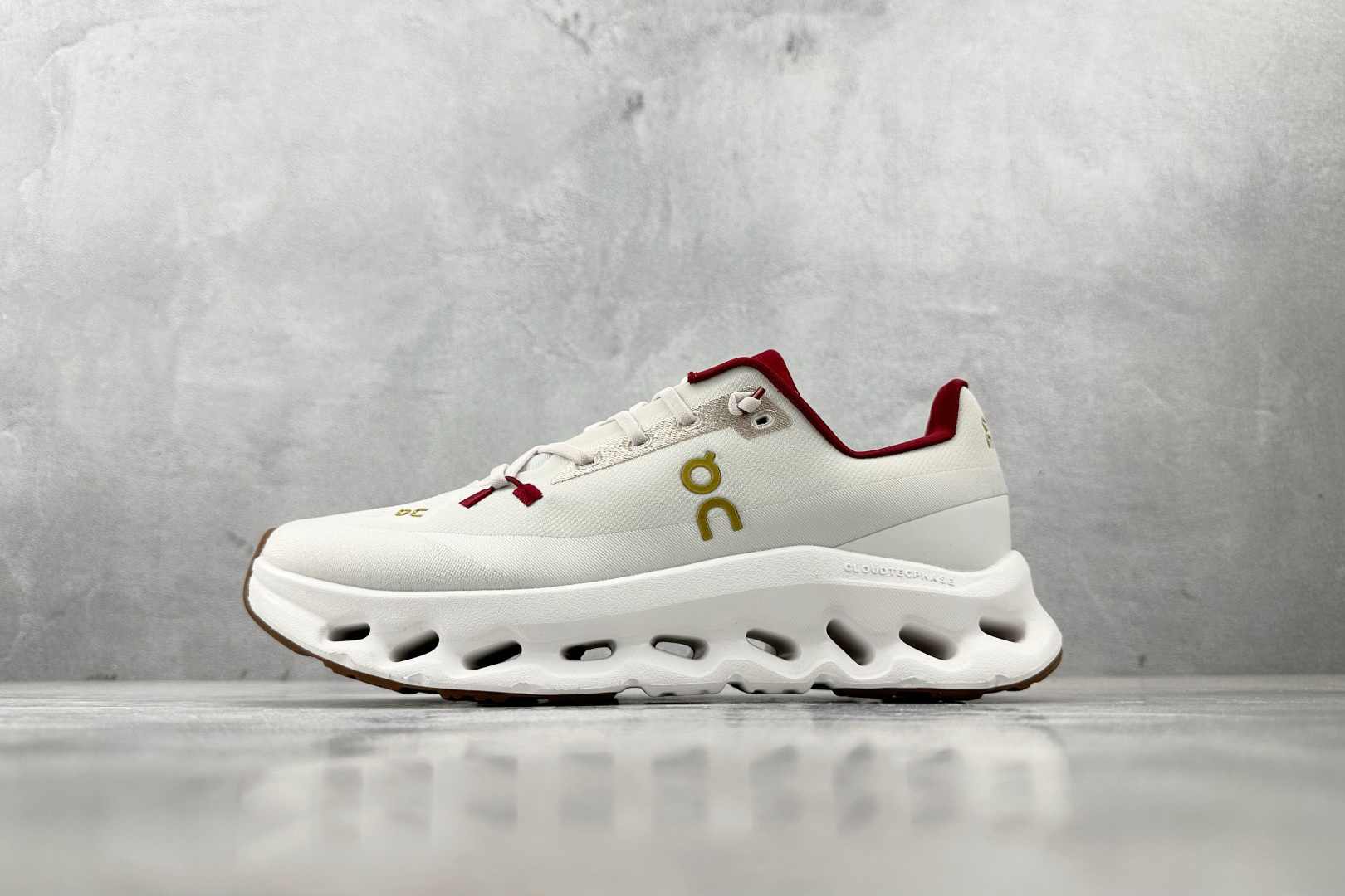 Basic Shoes L