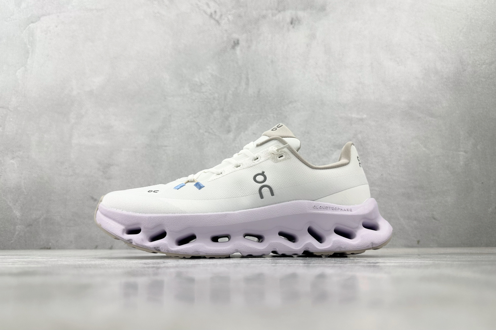 Basic Shoes L