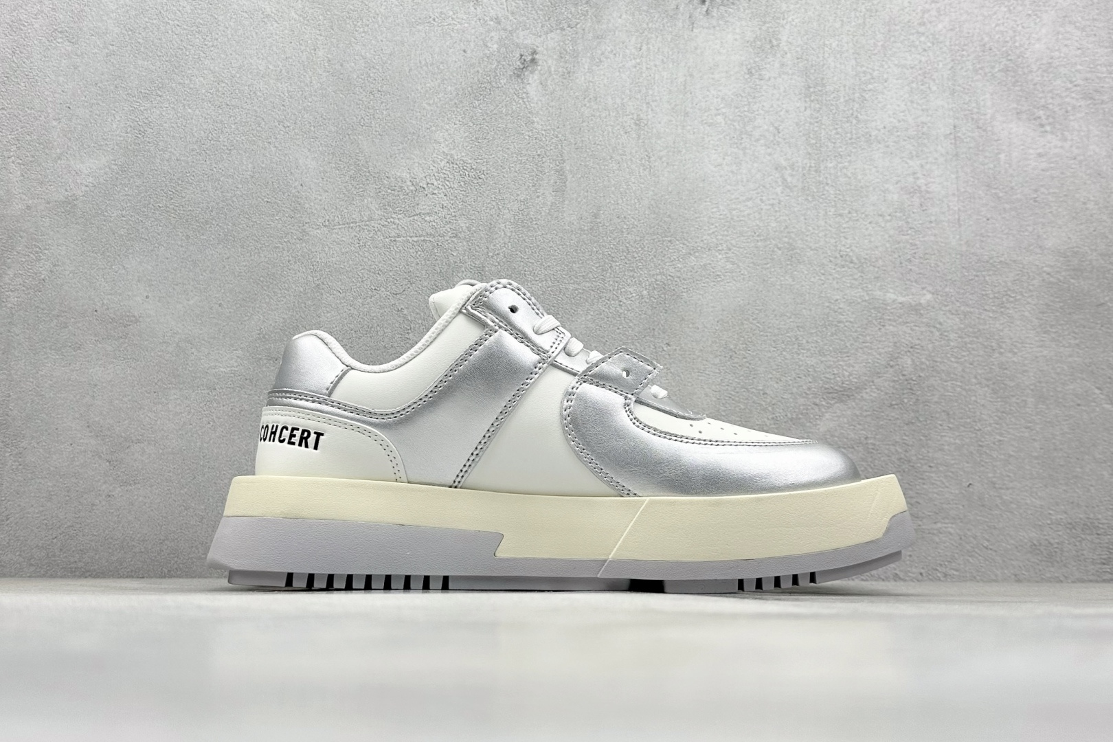 Sneakers Breathable