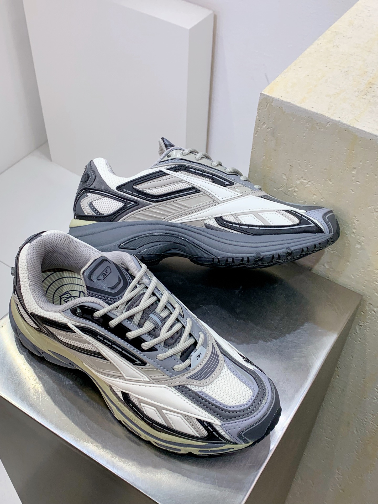 Adidas Basic Shoes Breathable M-l