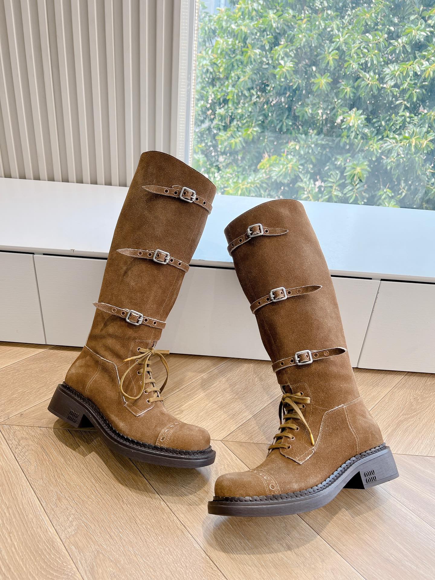 Miu Miu Boots Cow Leather M