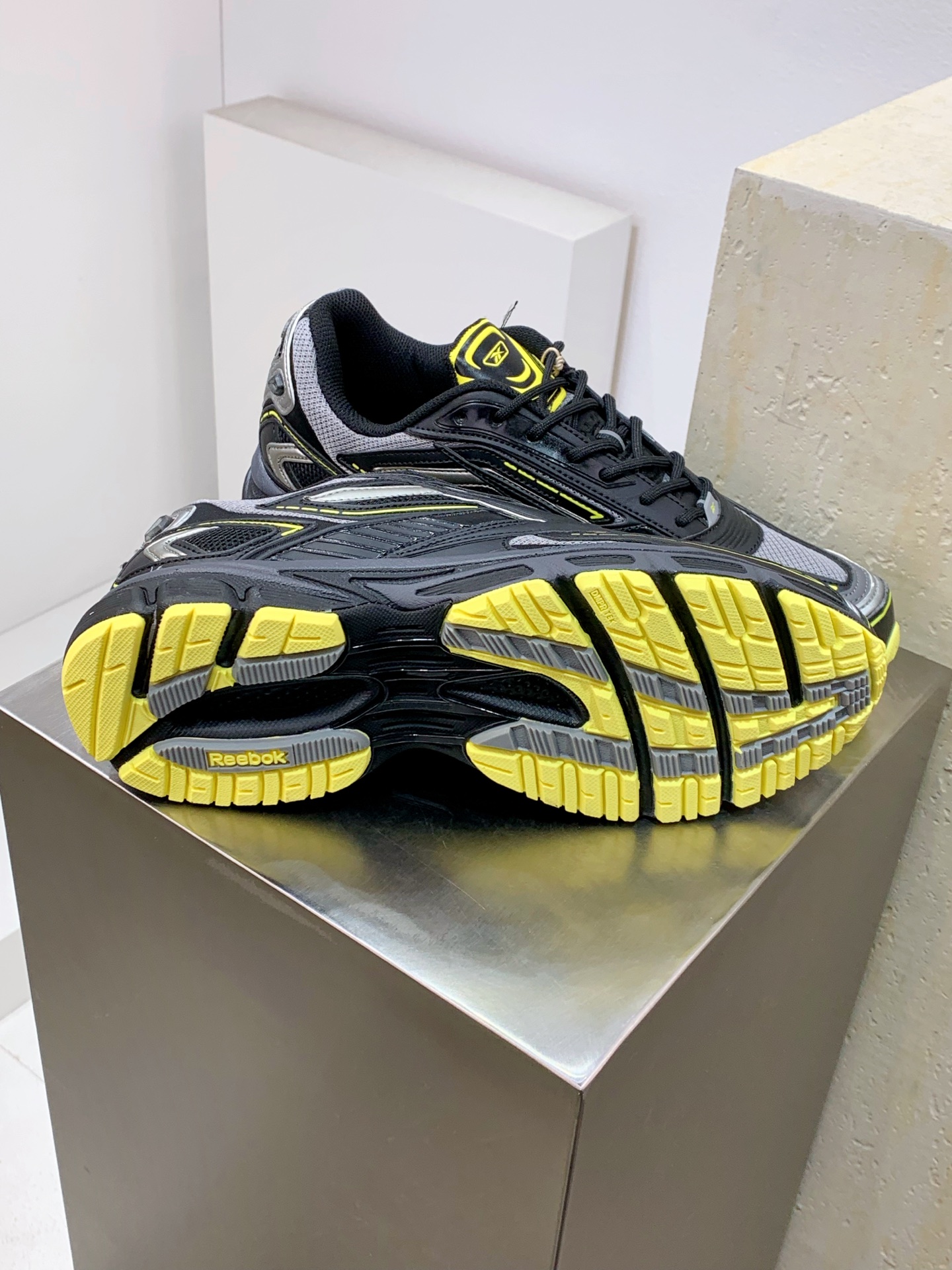 Adidas Basic Shoes Breathable M-l