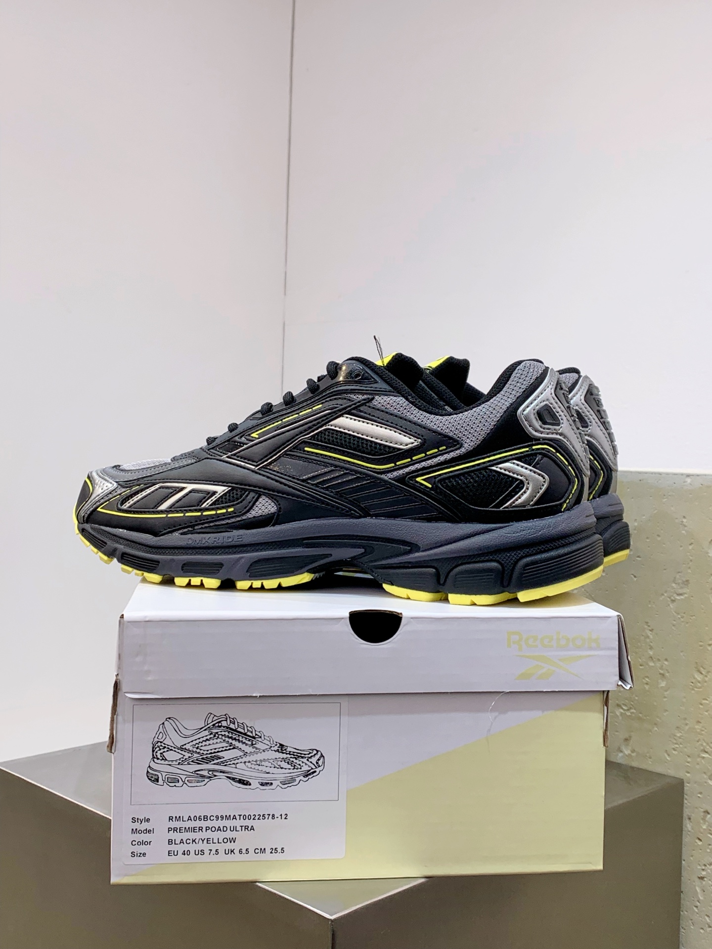 Adidas Basic Shoes Breathable M-l