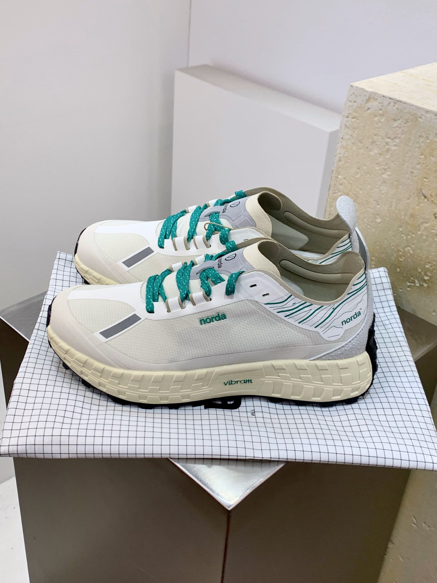Running Shoes M-s