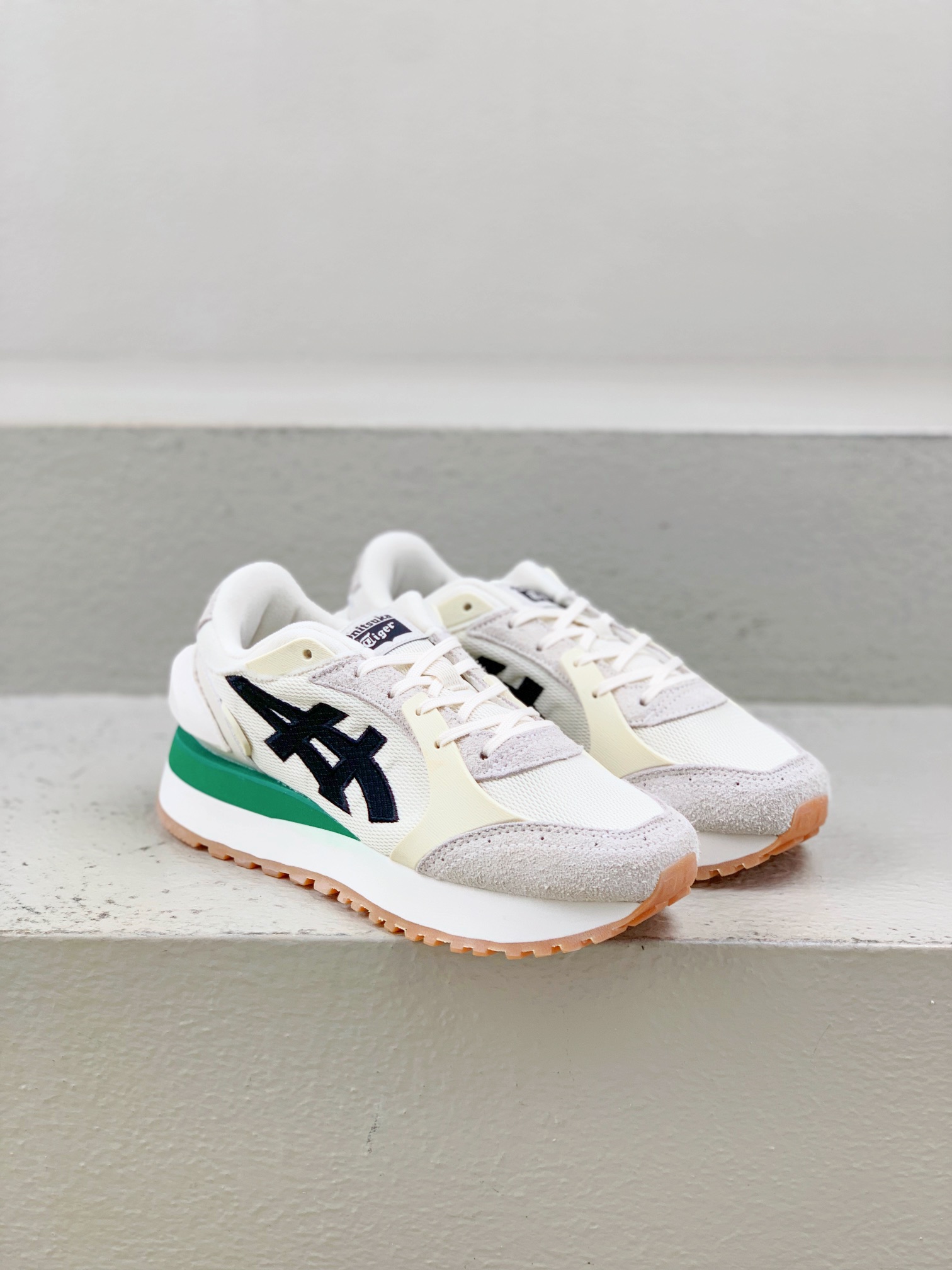 Asics Sneakers Shock Absorbing M-s