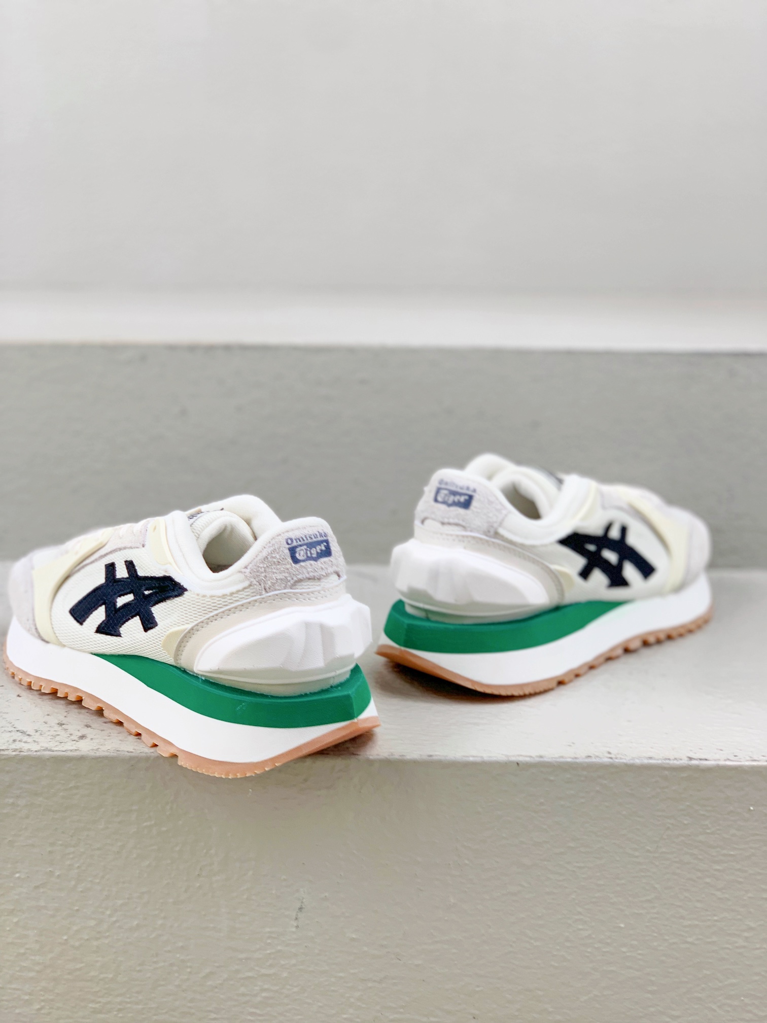 Asics Sneakers Shock Absorbing M-s