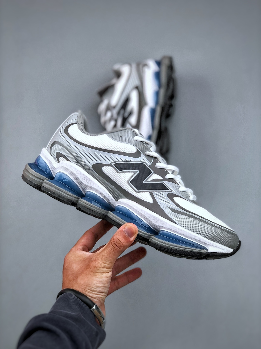 New Balance Sneakers L
