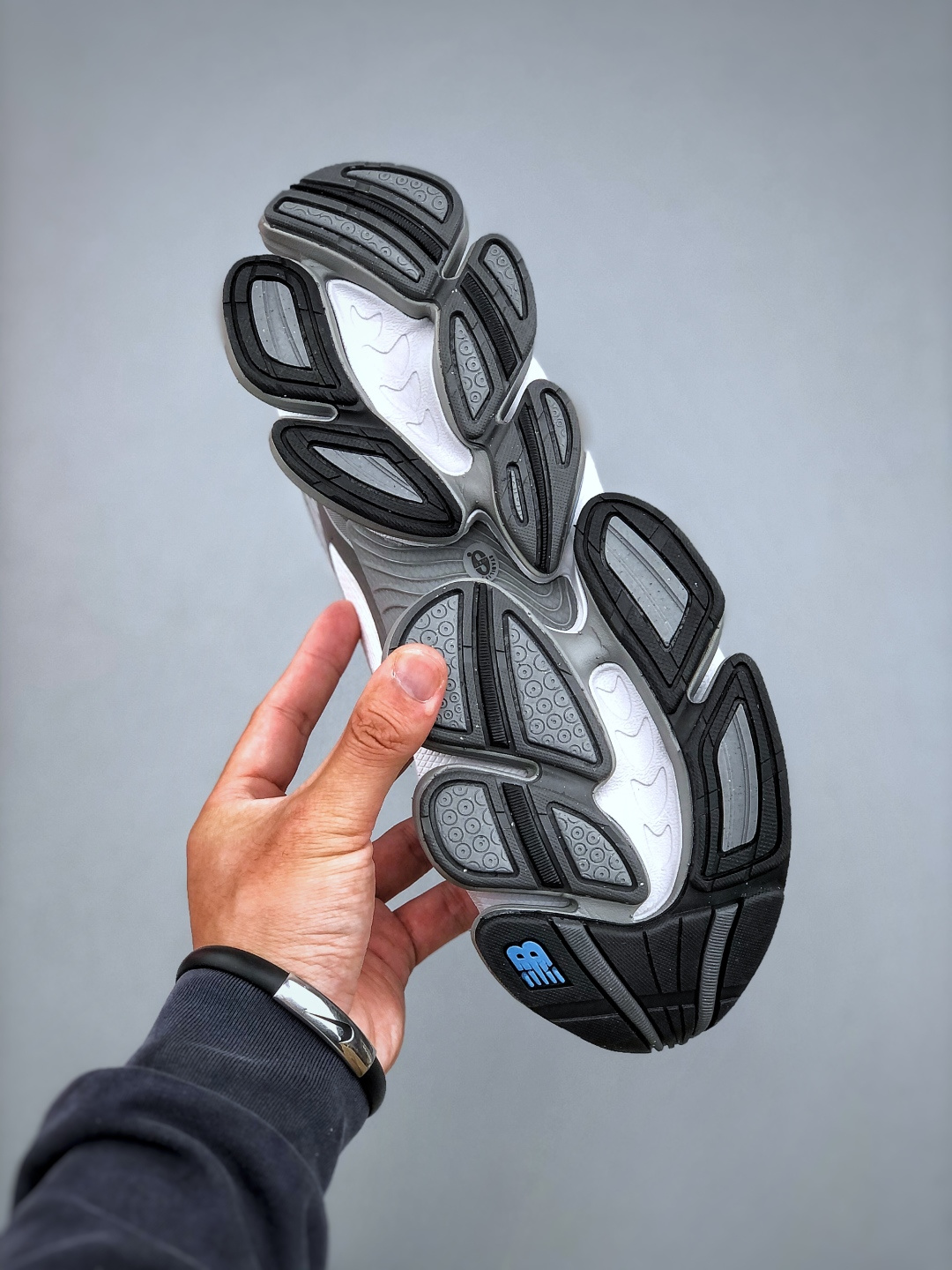 New Balance Sneakers L
