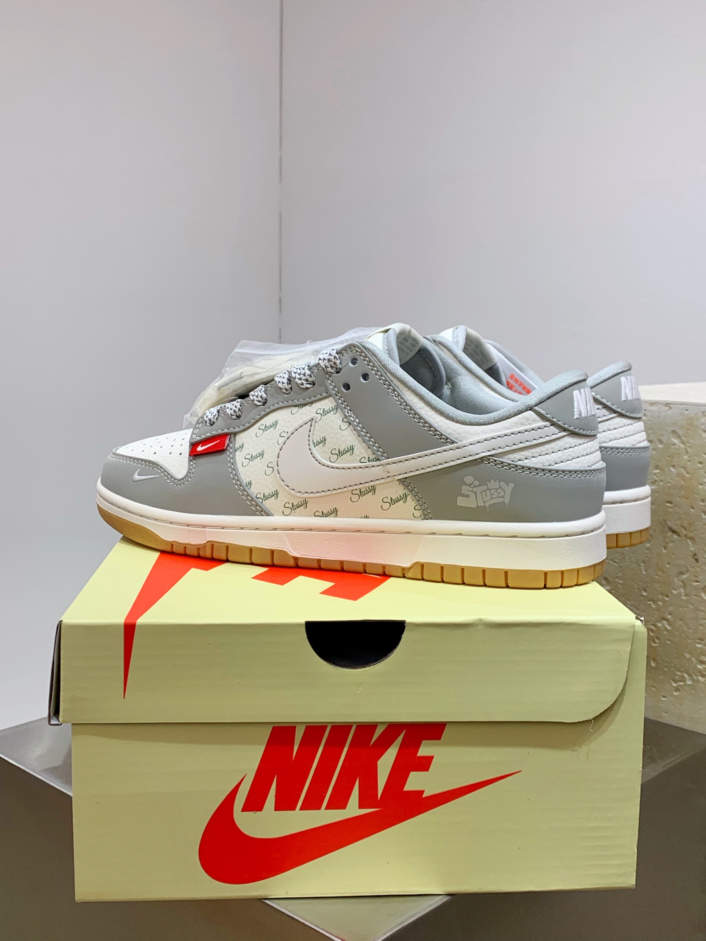 Nike Basic Shoes L-s