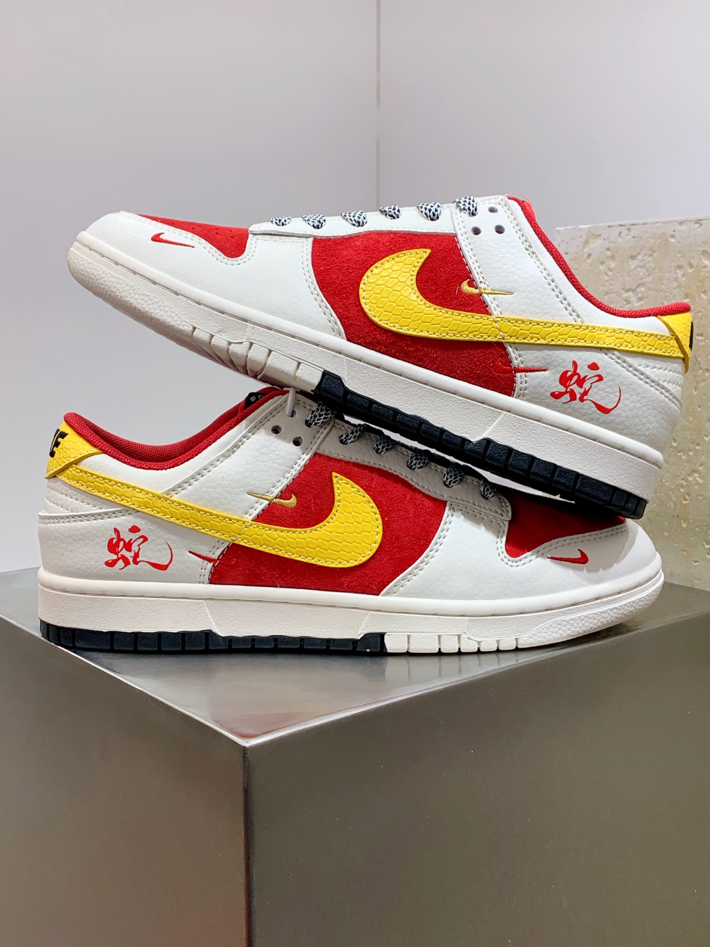 Nike Basic Shoes L-s