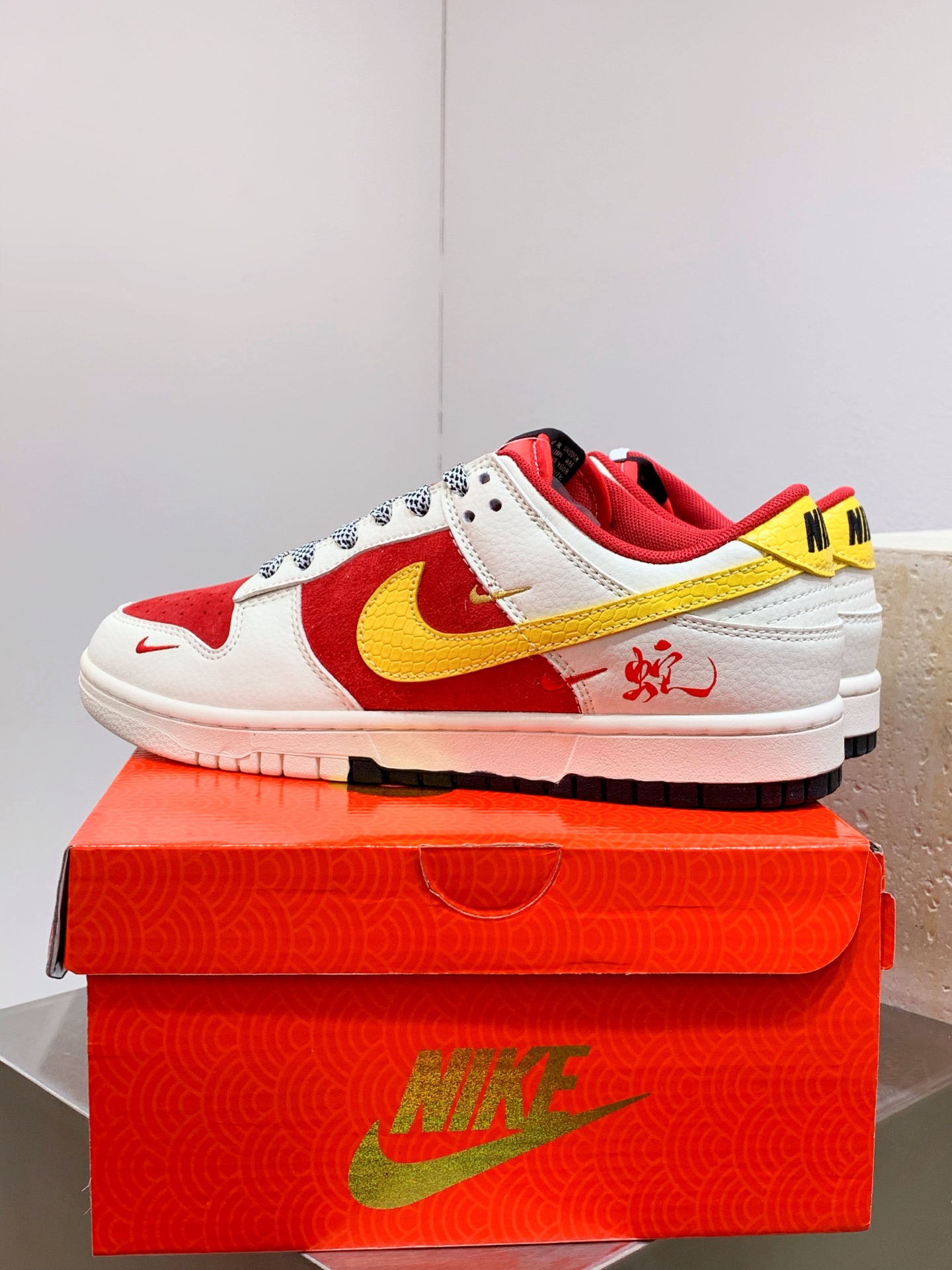 Nike Basic Shoes L-s