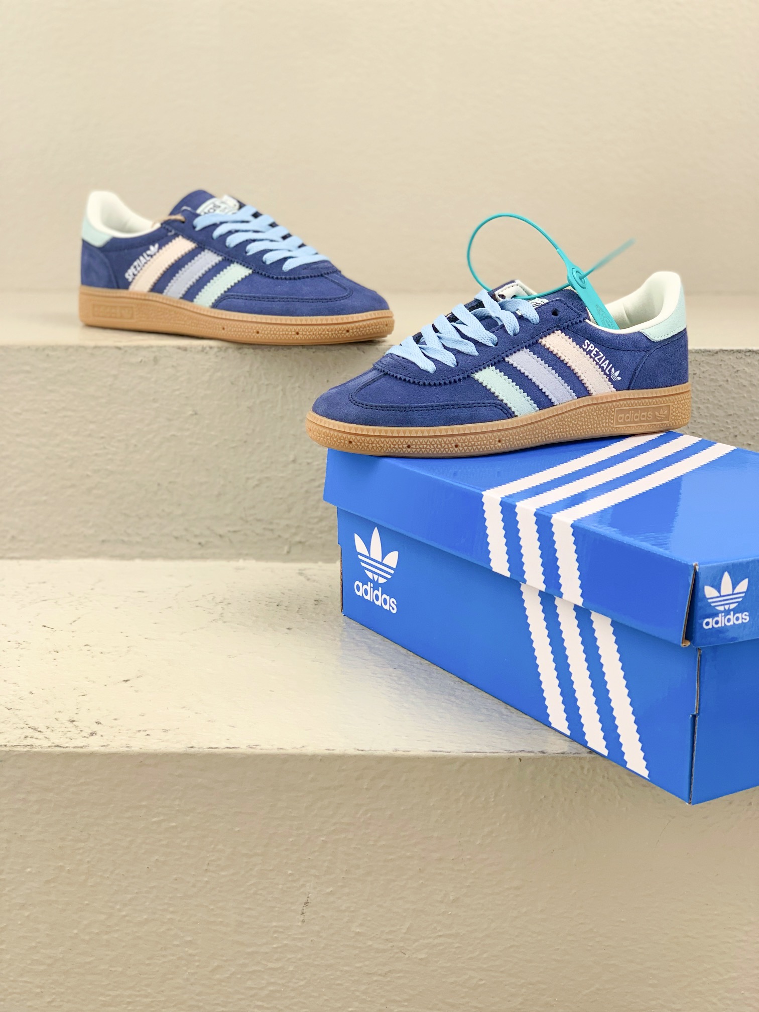 Adidas Board Shoes L-s