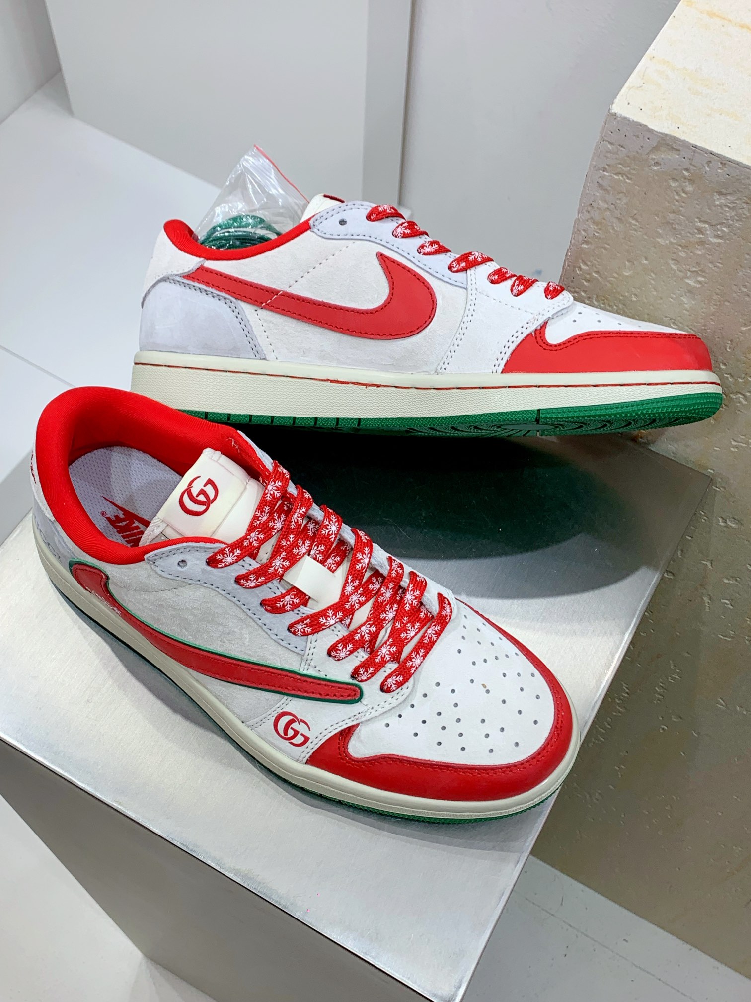 Gucci Jordan Nike Basic Shoes S