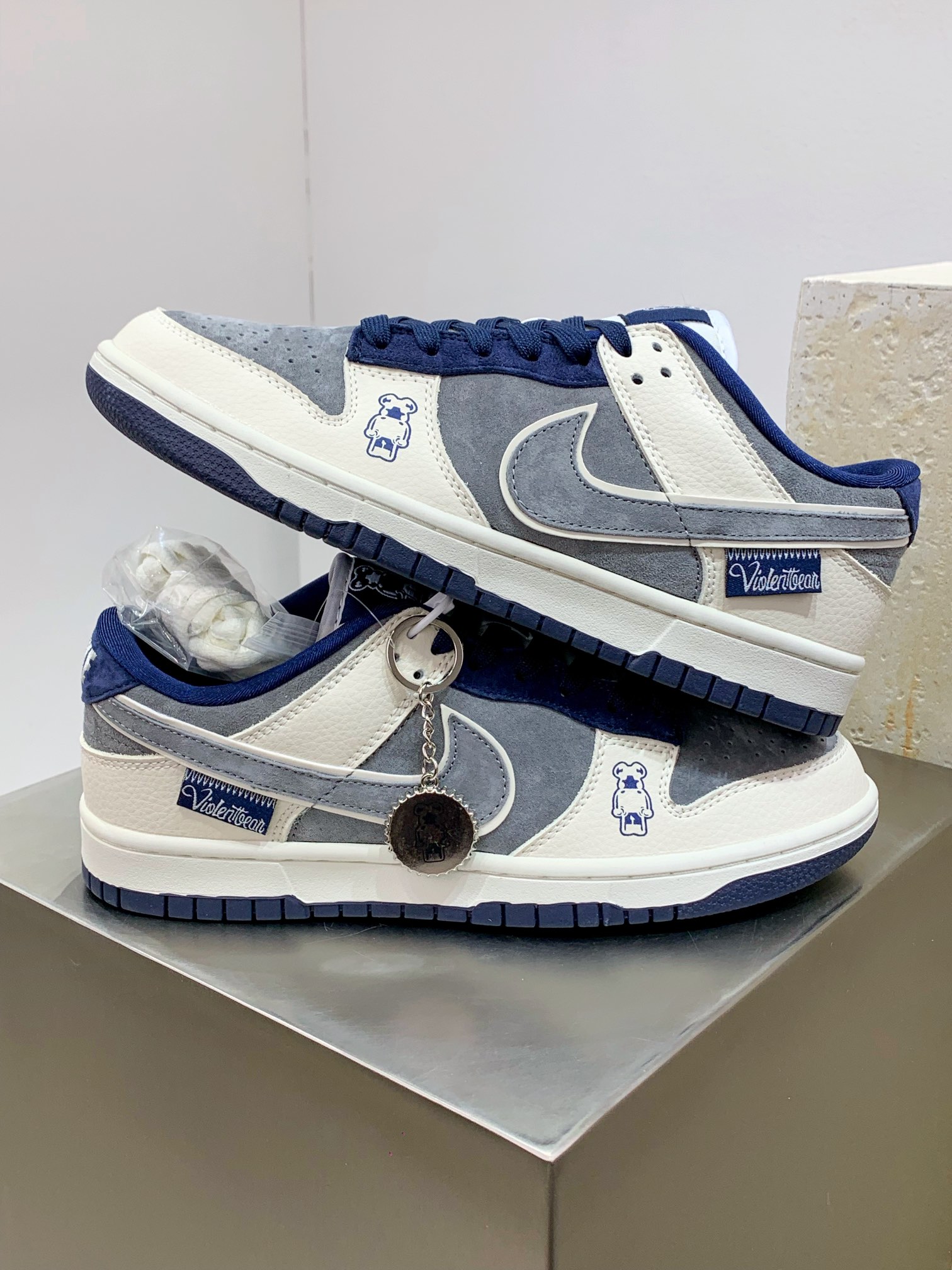 Nike Basic Shoes L-s