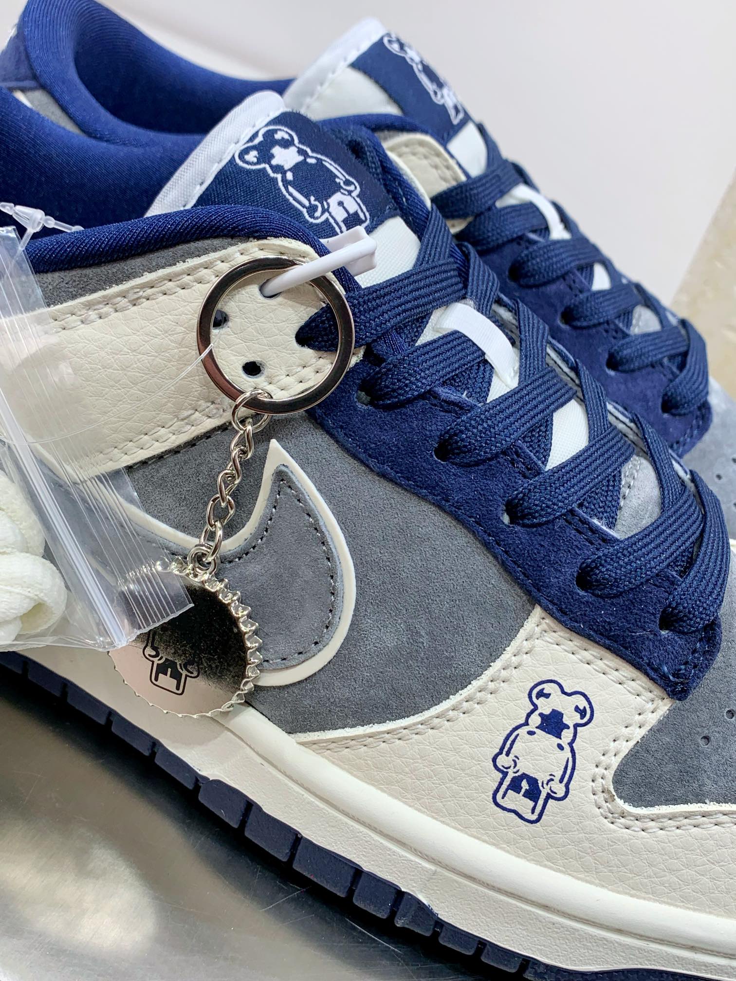 Nike Basic Shoes L-s