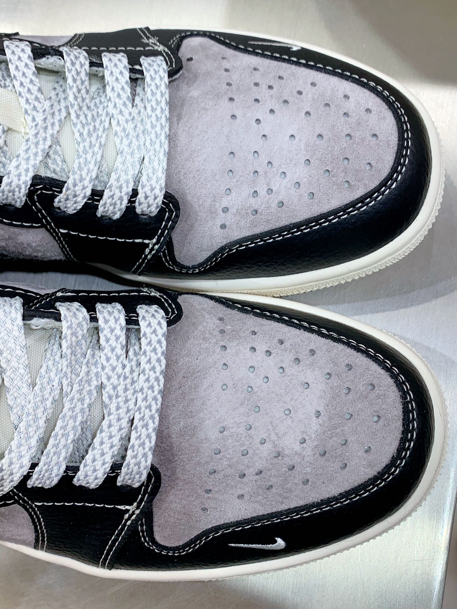 Jordan Nike Supreme Basic Shoes M-s