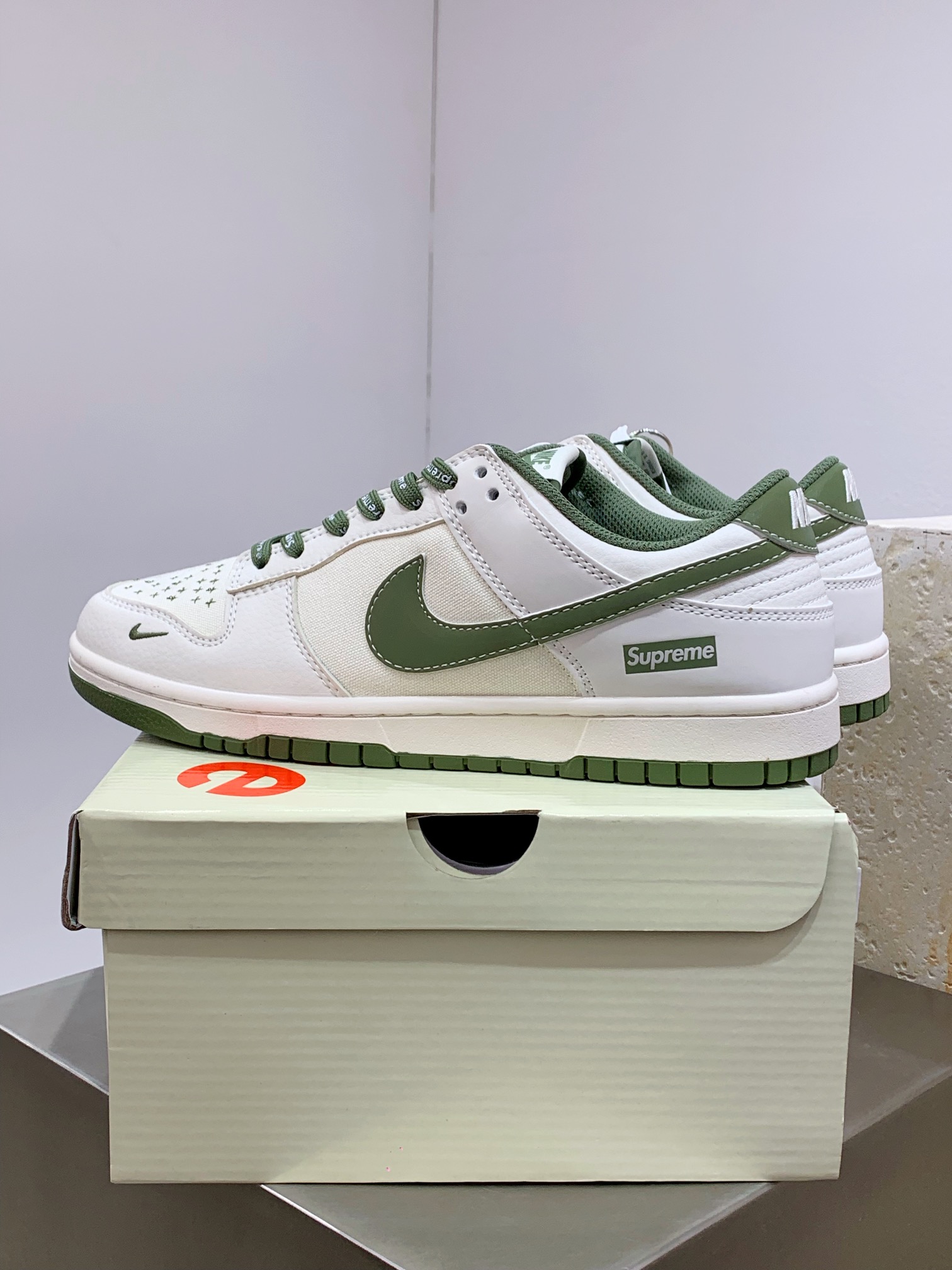 Nike Basic Shoes L-s