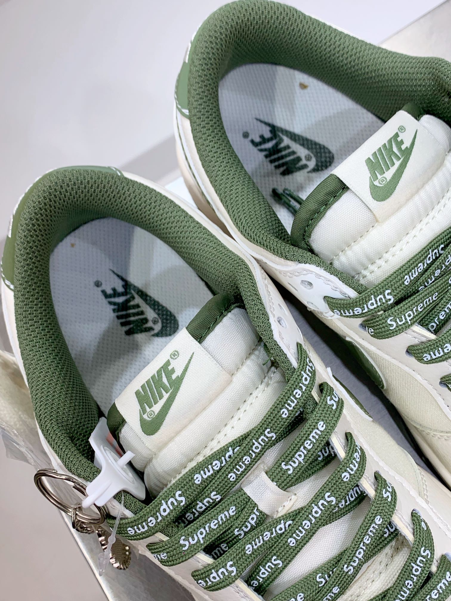 Nike Basic Shoes L-s