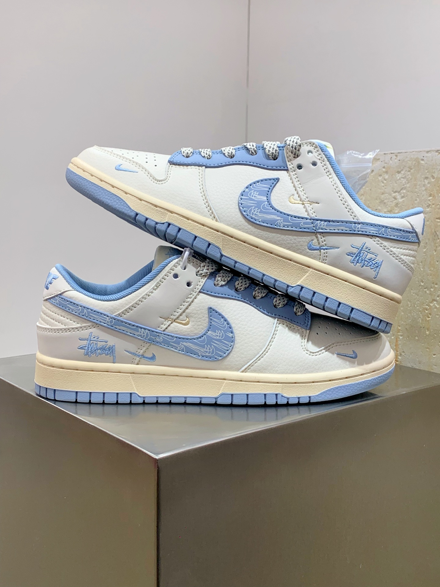 Nike Basic Shoes L-s